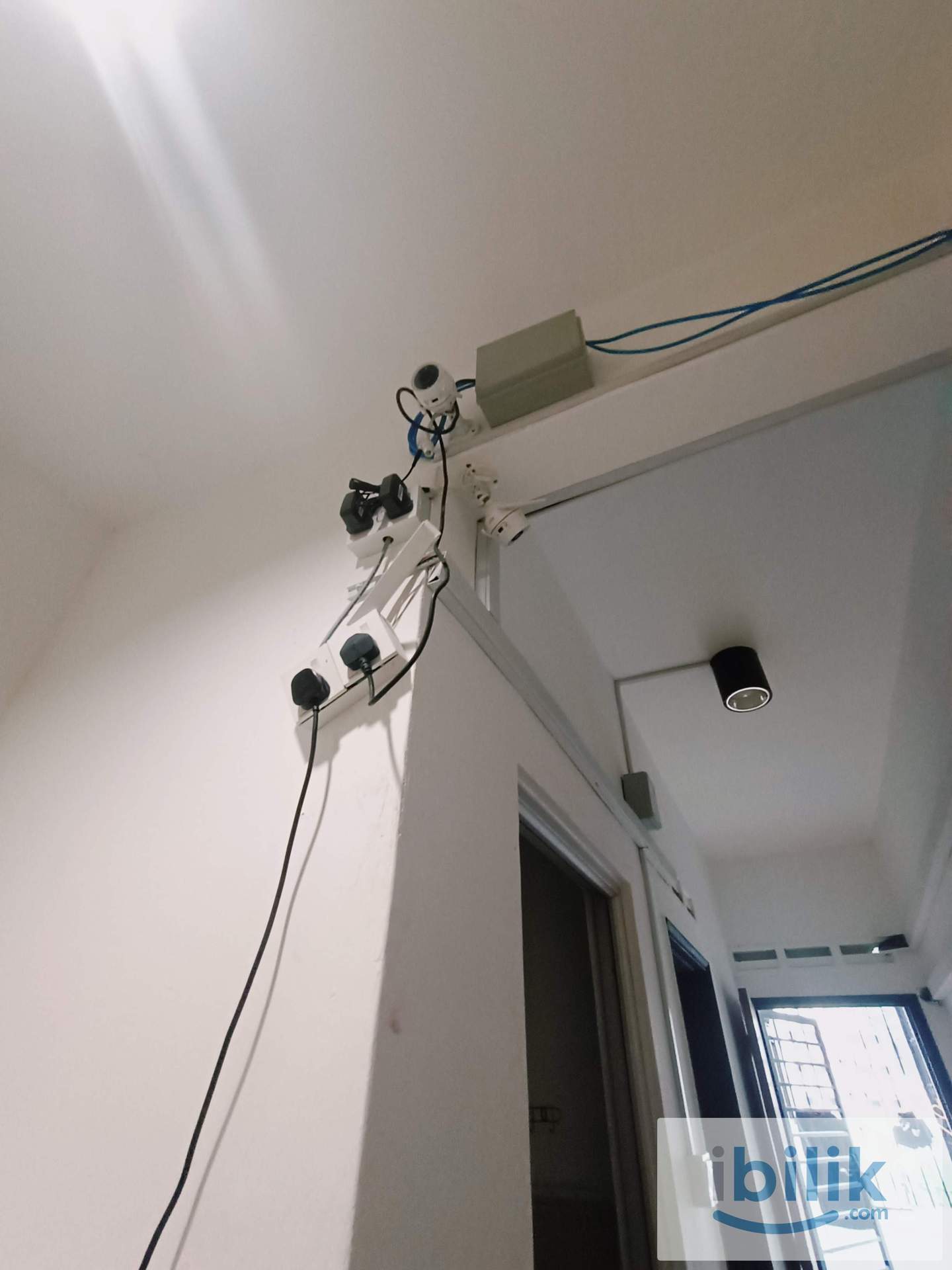 Easy Move-In Process • Well-Maintained Unit - Image 10