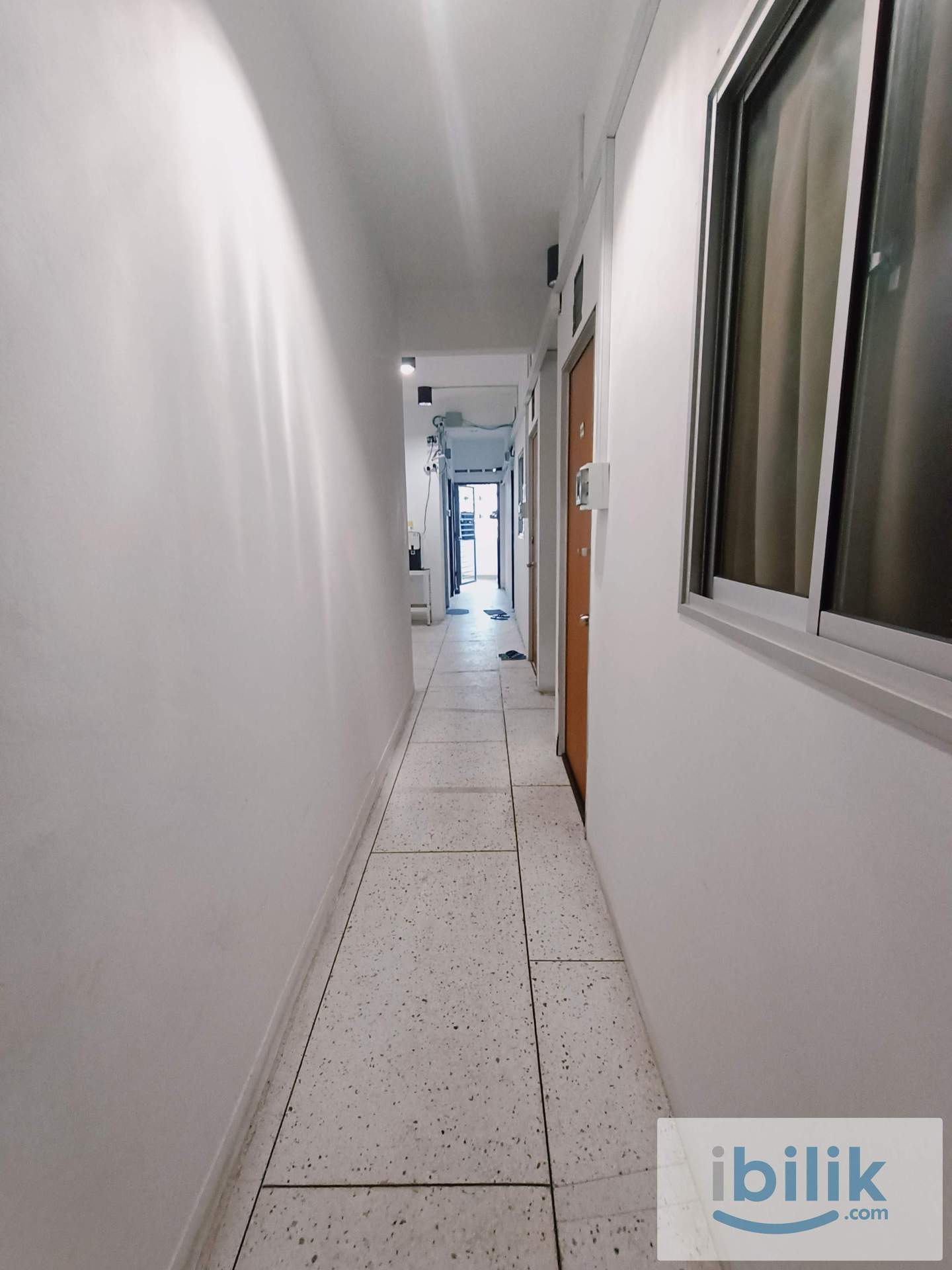 Easy Move-In Process • Well-Maintained Unit - Image 8