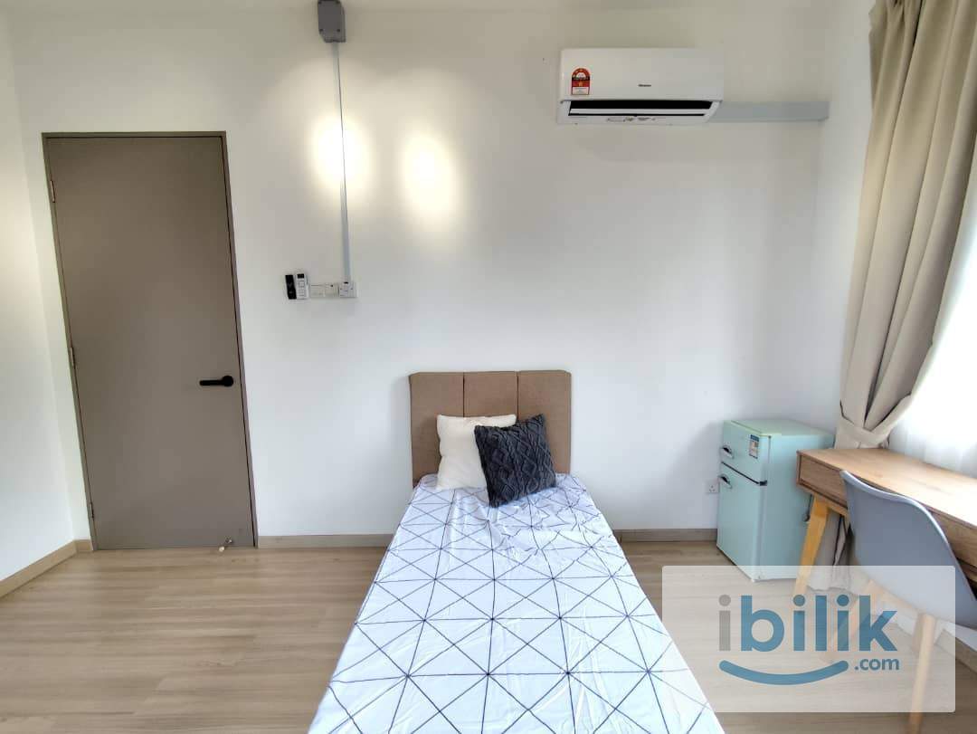 📍 Diamond City, Semenyih 🛏️ Medium Room (Original) | 💰 RM600/month - Image 1