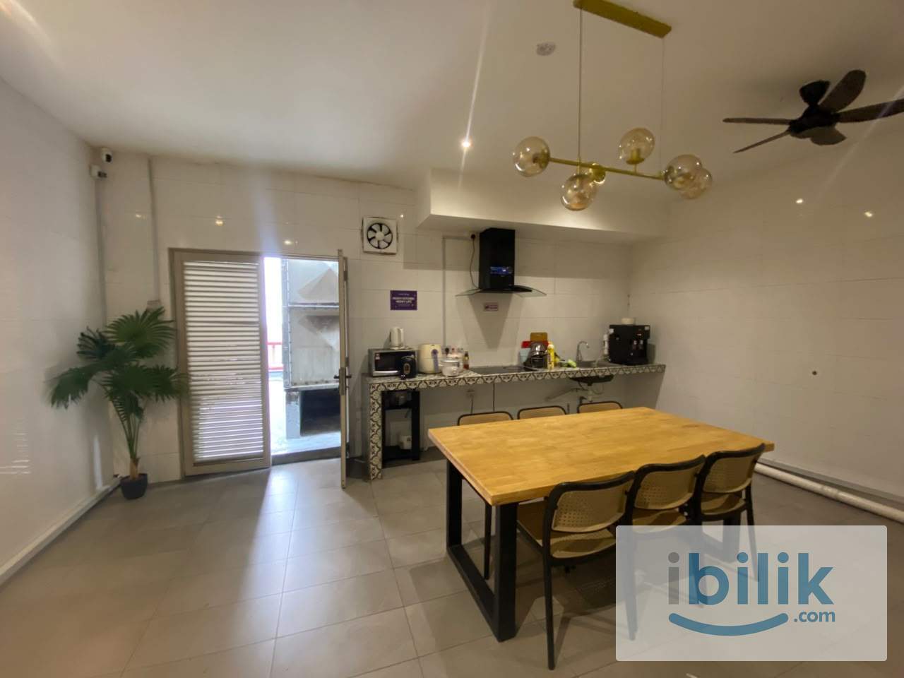 🏠 Fully Furnished Room Near LRT – RM702 Only - Image 1