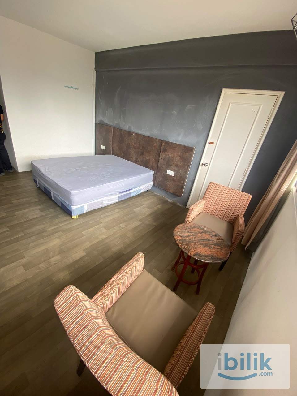 🏠 Spacious Master Bedroom from RM850 | Attached Bathroom | Near Monorail ChowKit🚇 - Image 1