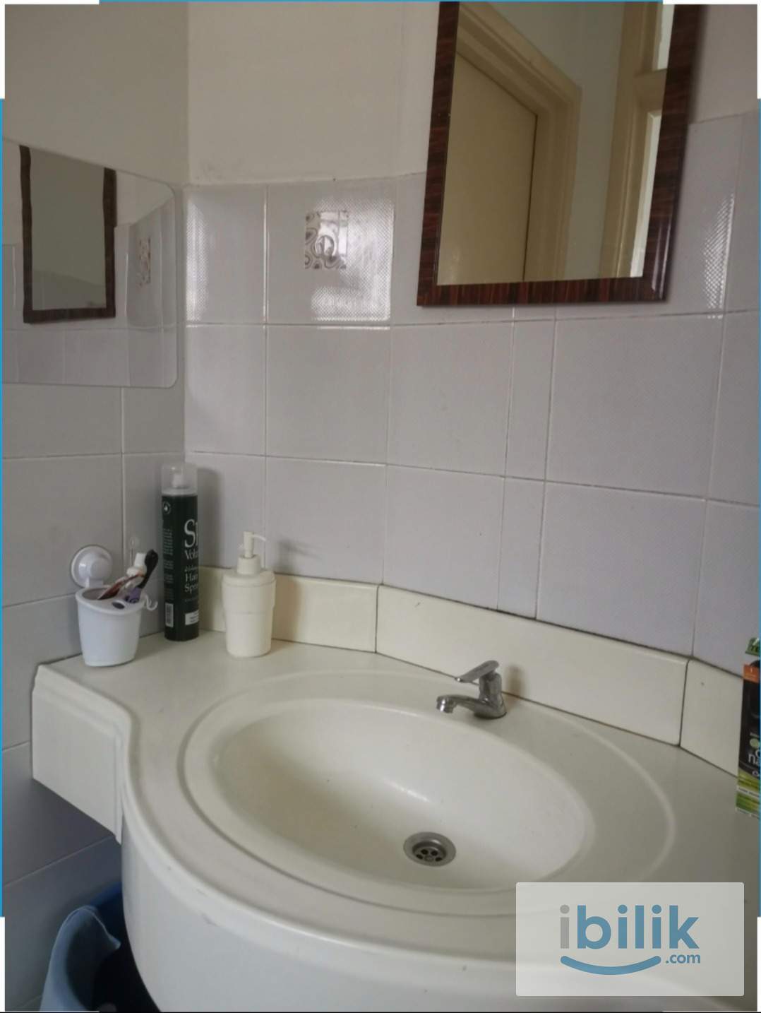 Middle room kota damansara landed house - Image 4
