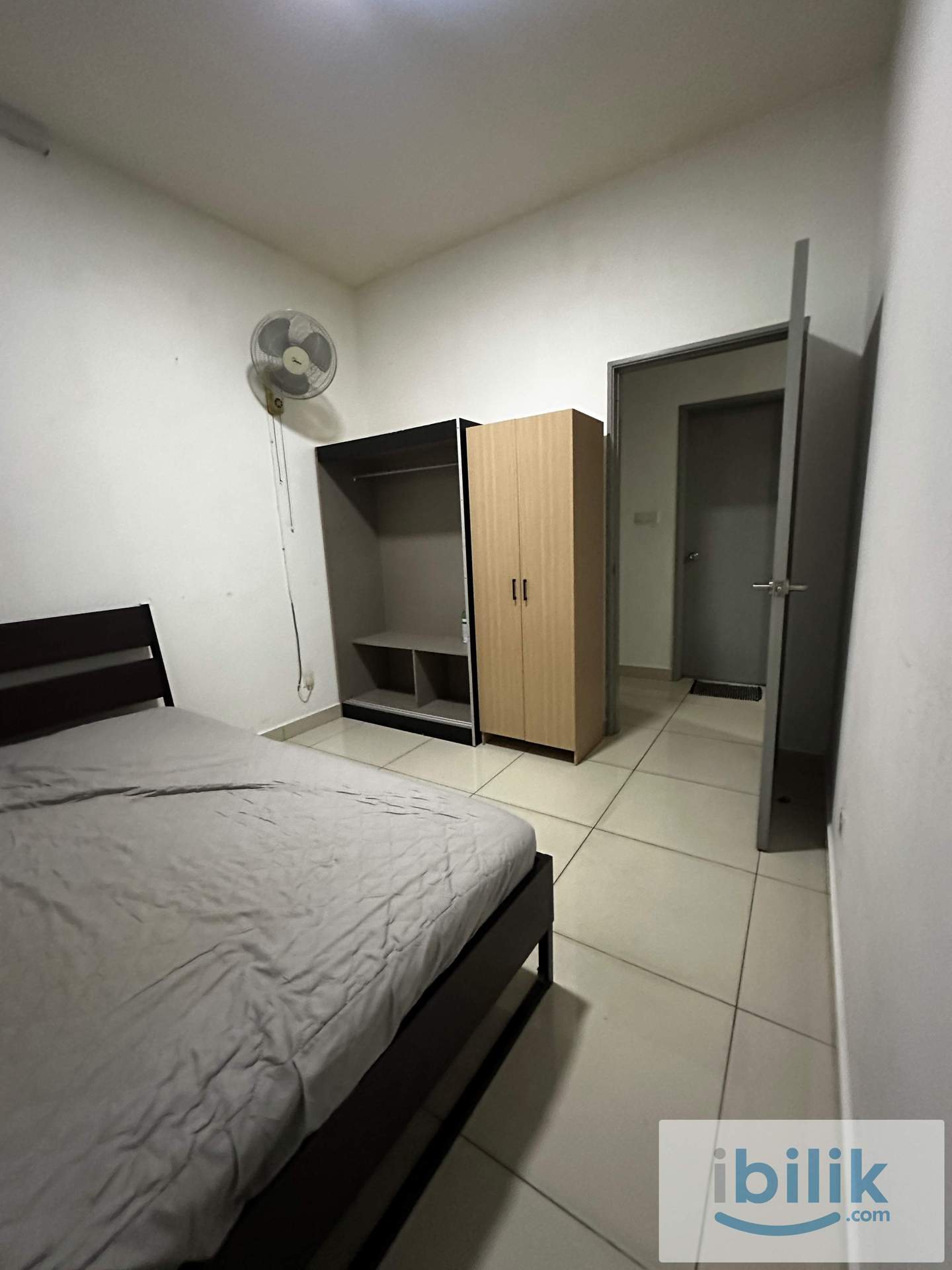 Middle room - Image 2