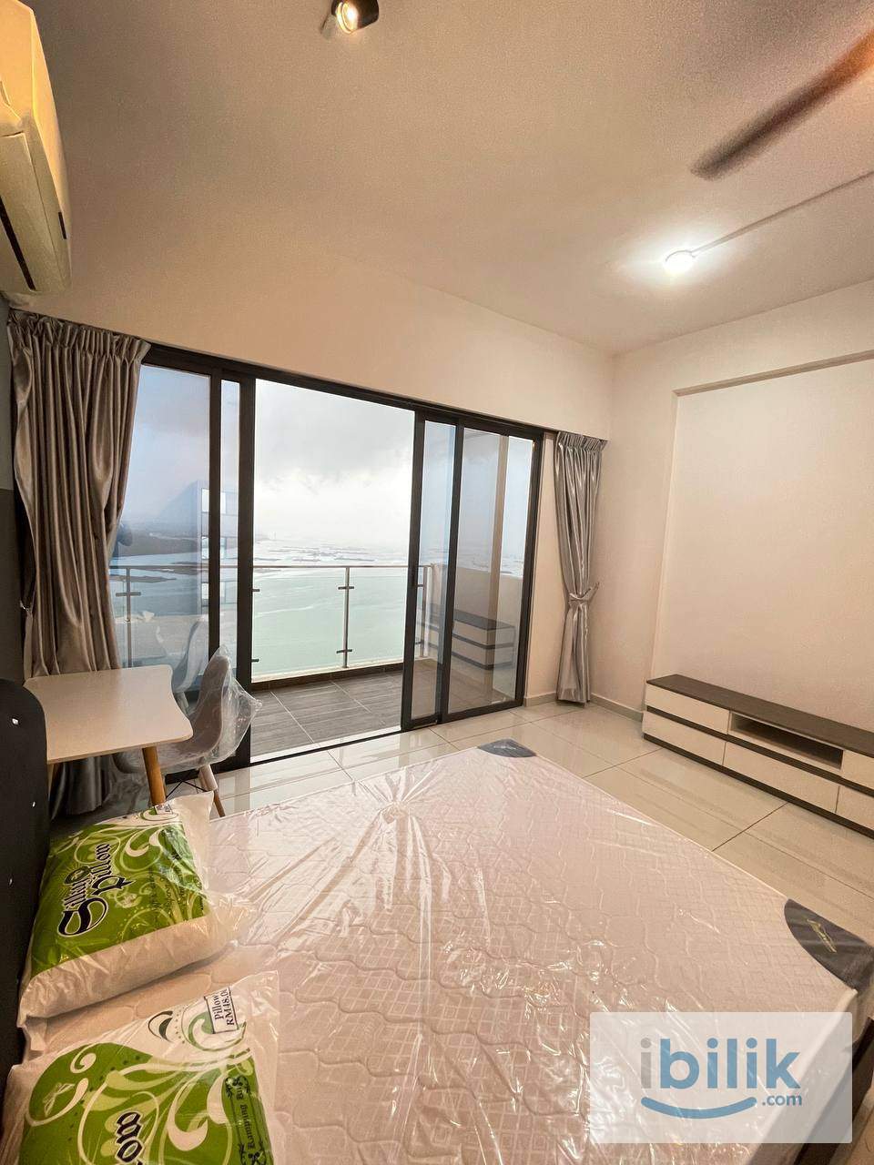 Balcony Room with Seaview  - Image 2
