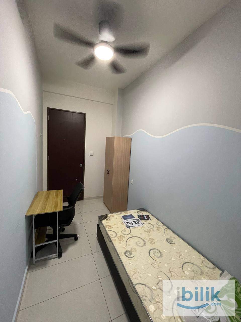 Small Room  - Image 1