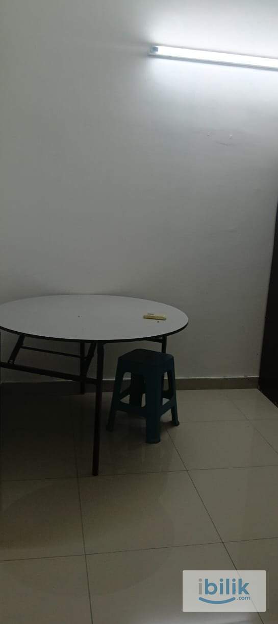 [✨LIMITED TIME PROMO@ZERO DEPO] Medium Room With Shared Toilet (Kota Kemuning, Shah Alam, Selangor) - Image 1