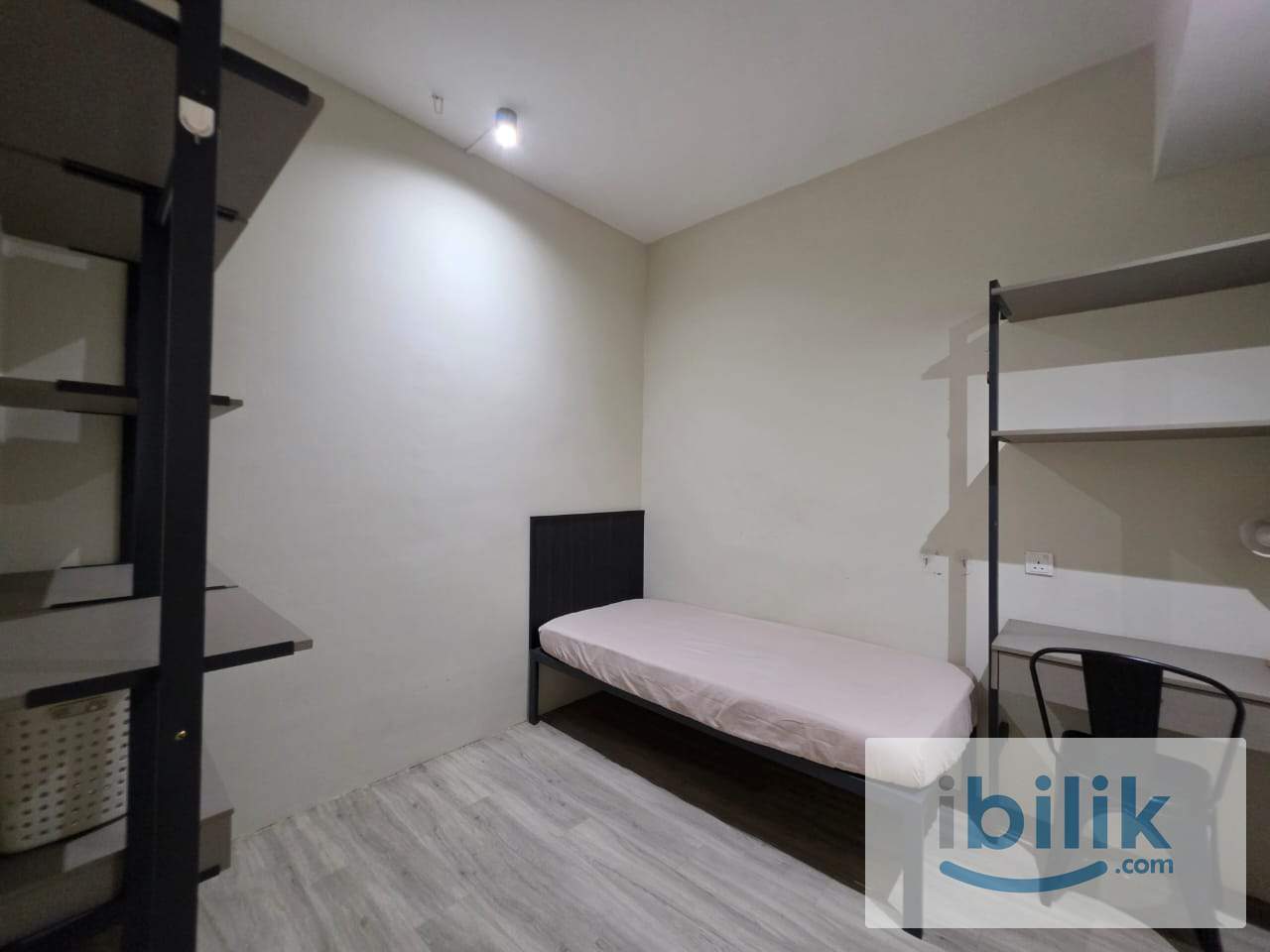 [🏡ZERO DEPOSIT] Room USJ 21 With No Window(Single) For Rent - Image 1