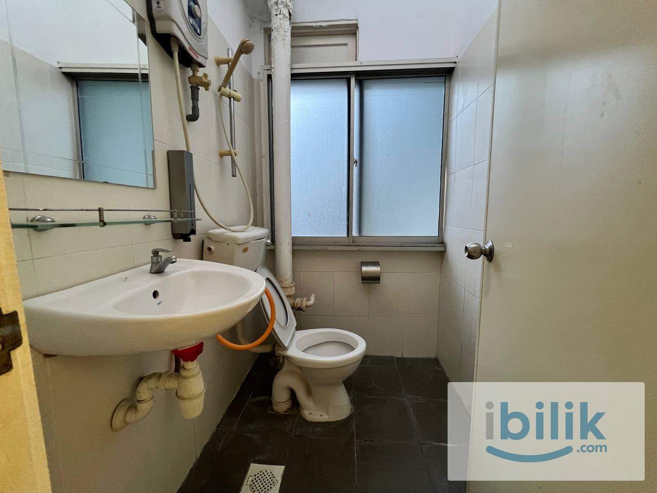 [ 300 Booking Fees ONLY ] ⭐️HOTEL ORANGE PEKOE⭐️ COZY ROOM At Bukit Bintang 🔥MOVE IN IMMEDIATELY - Image 3