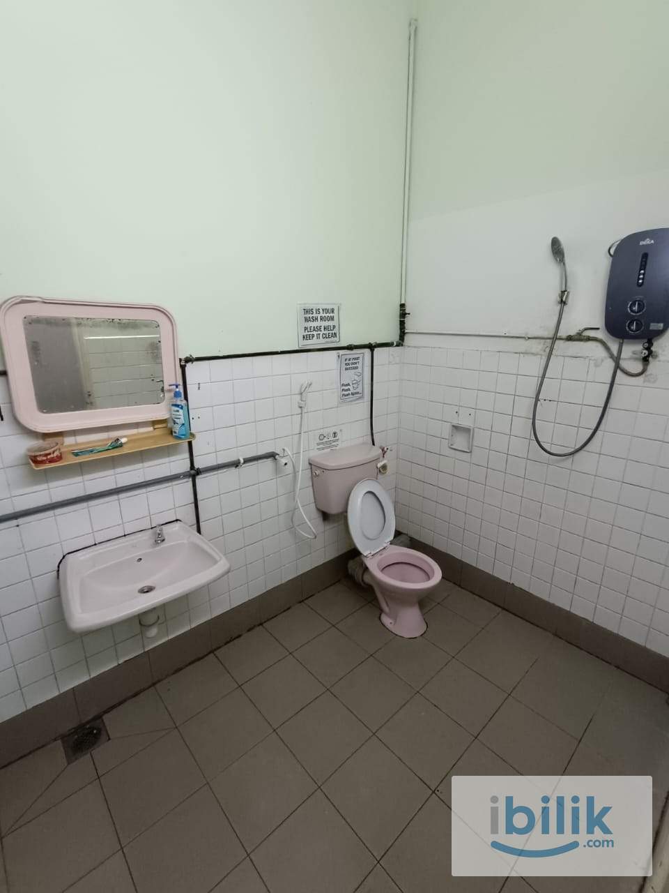 RM0 NO DEPOSIT 🔥 VERY VERY LOW MOVE IN FEE | NO HIDDEN CHARGES | USJ Subang Jaya Landed House - Image 1