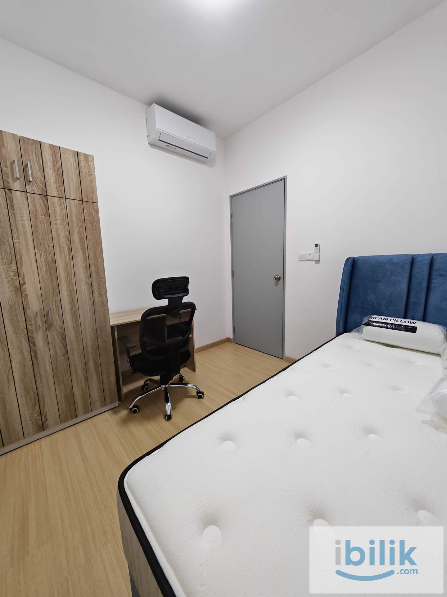 Bedroom - Image 2