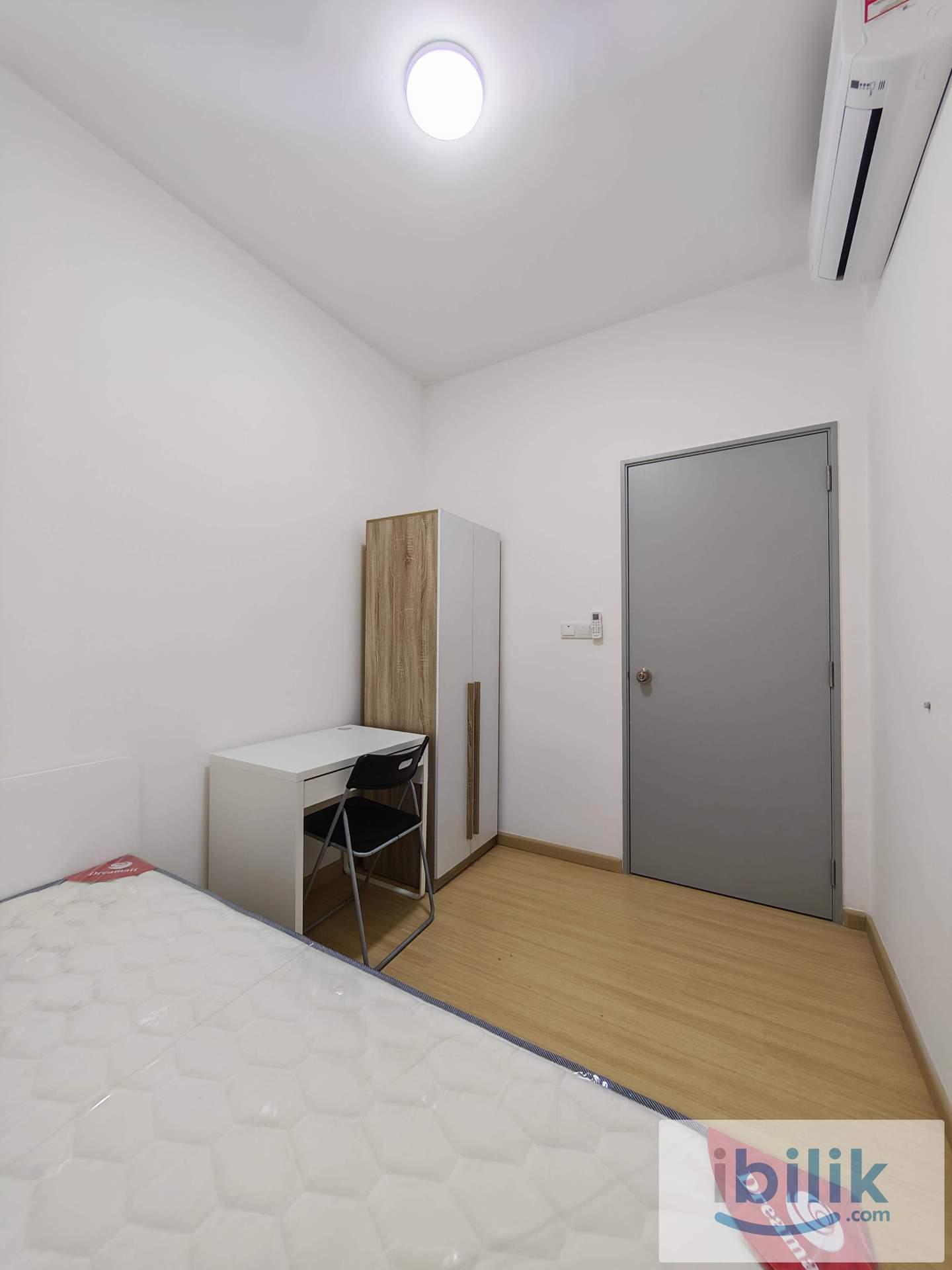 Bedroom - Image 6