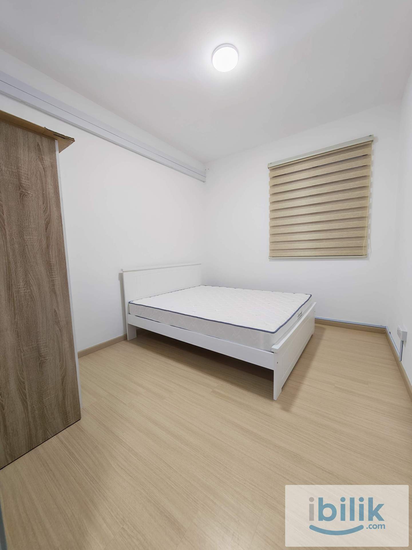 Bedroom - Image 4