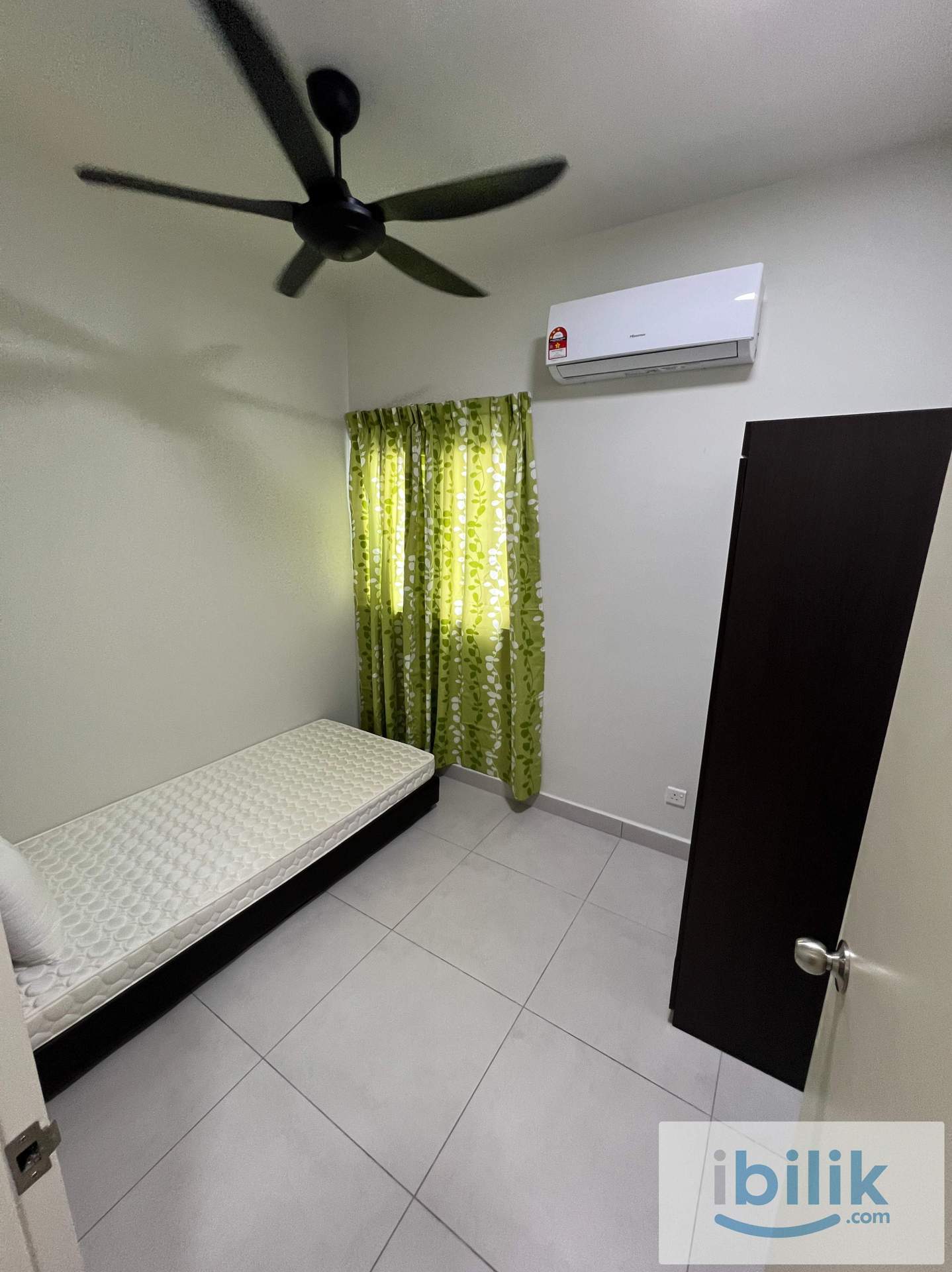🚆 Walk to MRT! Small Room @ Majestic Maxim | RM650 Only - Image 1