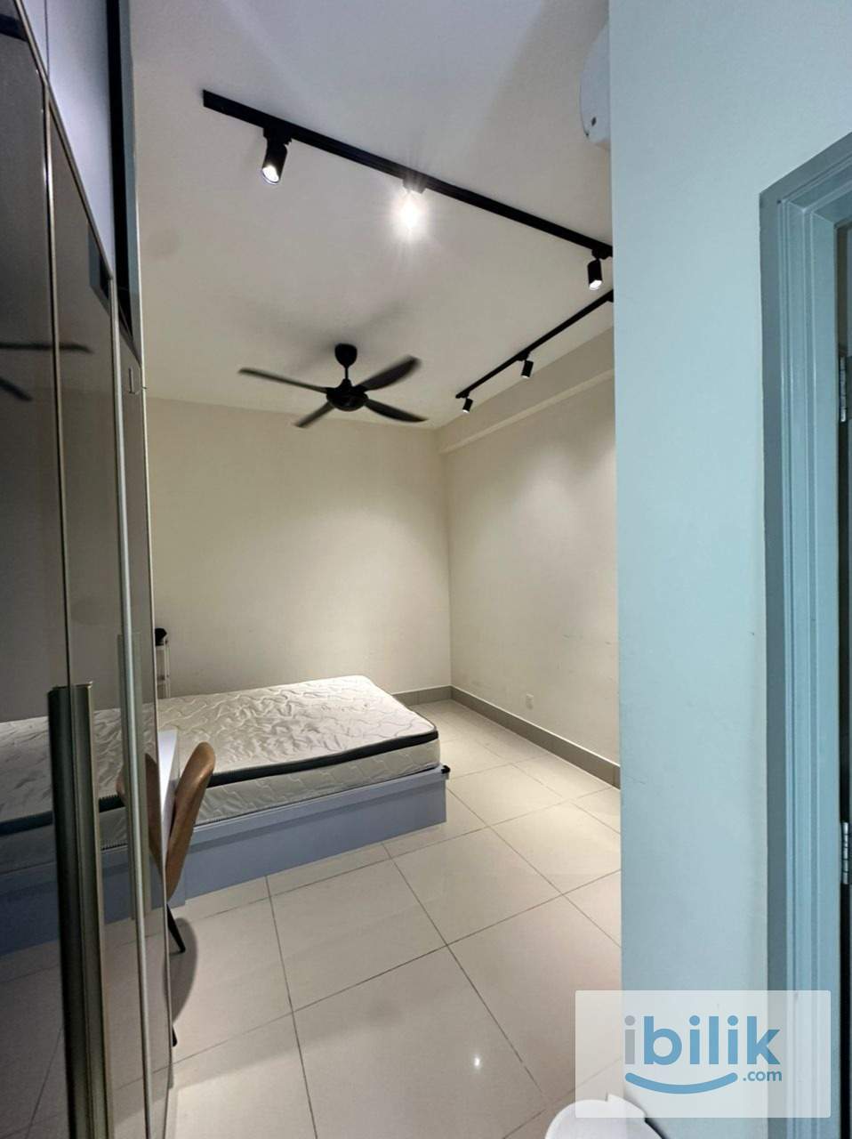 🏙️ Premium Balcony Room @ Razak City | Near TRX | RM1100 - Image 4