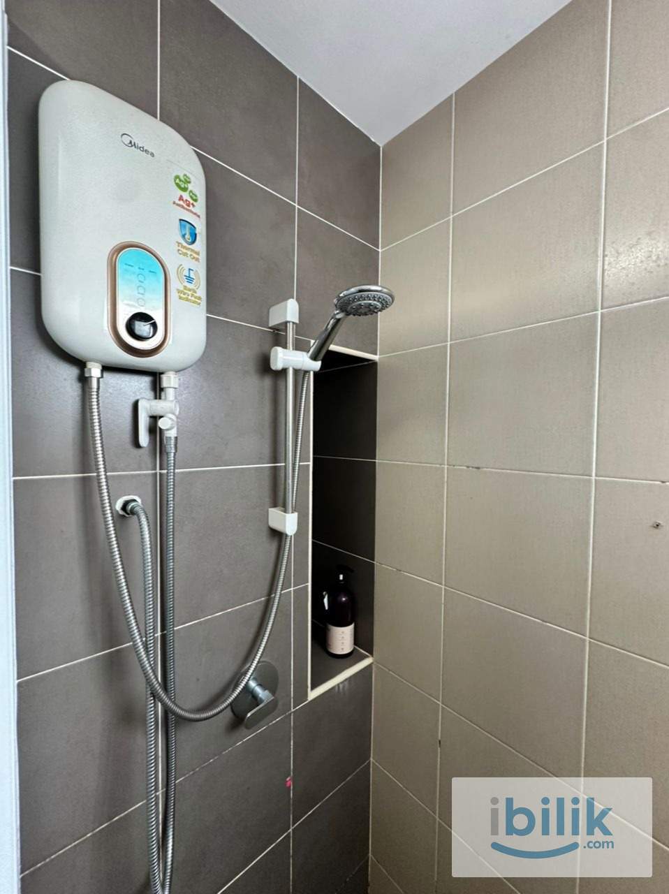 🏙️ Premium Balcony Room @ Razak City | Near TRX | RM1100 - Image 5
