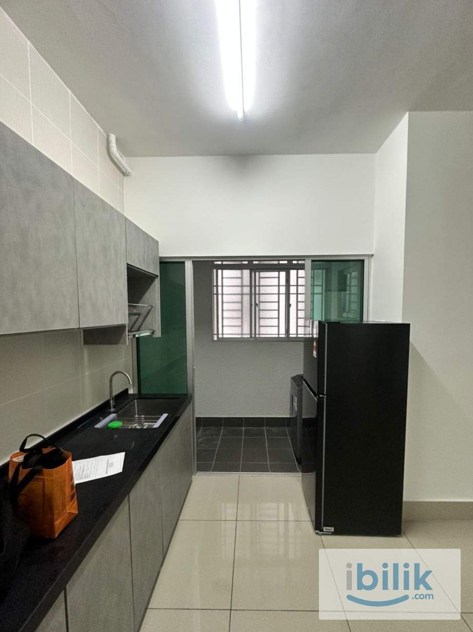 🔥 RM850 Only! Balcony Room @ Razak City | Near TRX | Best Deal! - Image 1