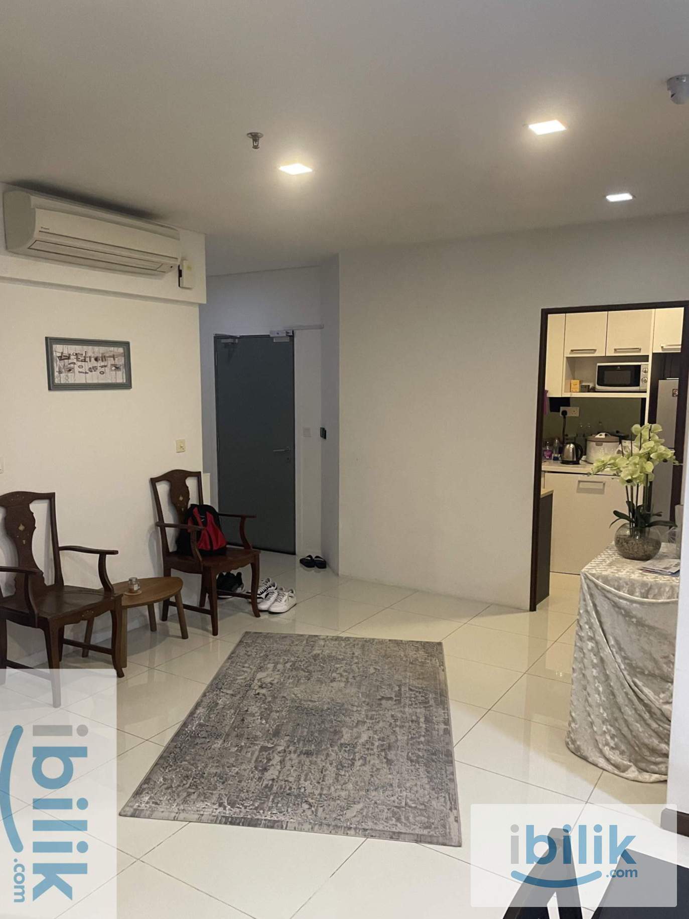 Medium Room with Private Bathroom – Mercu Summer Suites (KLCC) - Image 2