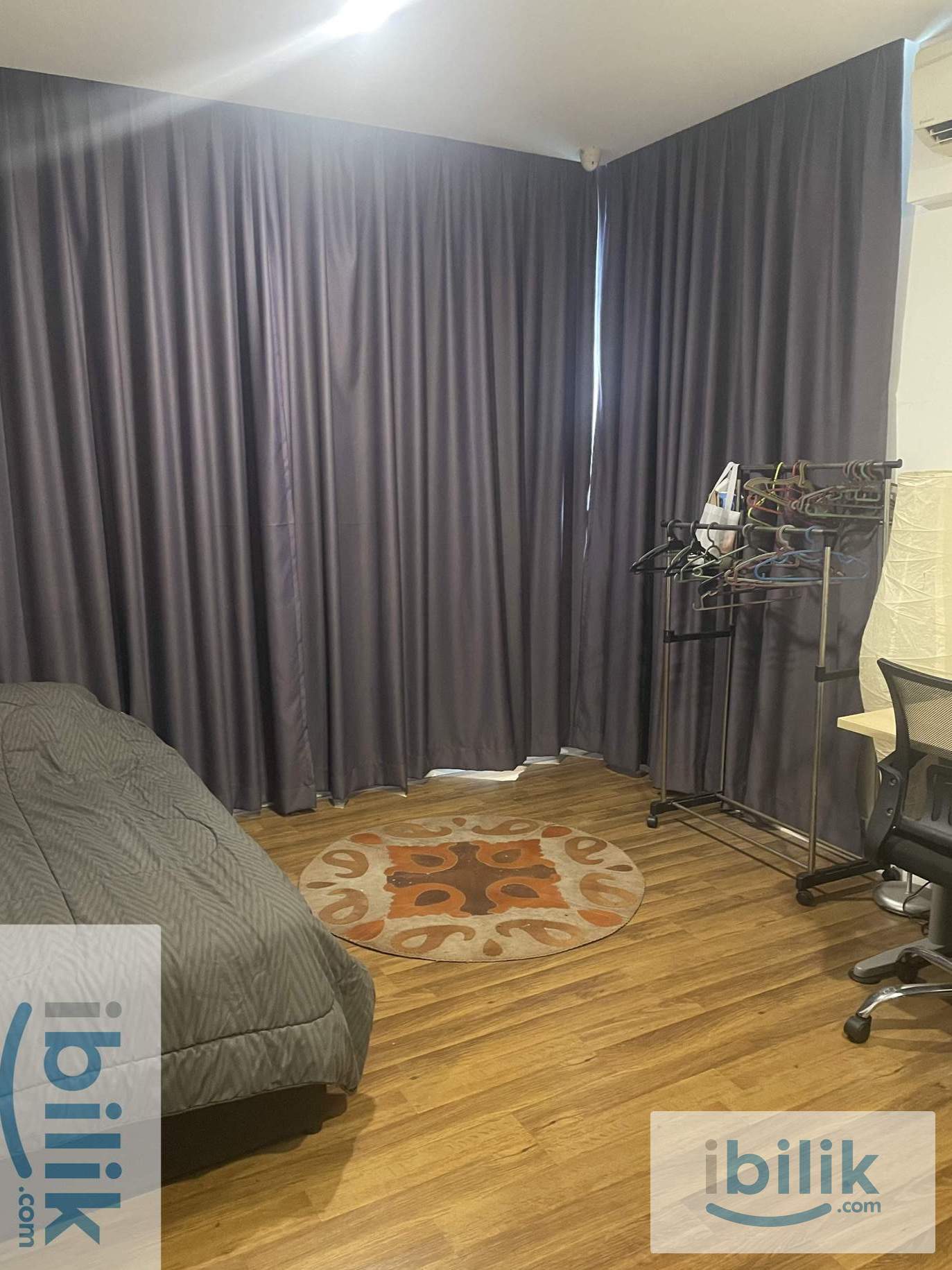 Medium Room with Private Bathroom – Mercu Summer Suites (KLCC) - Image 8