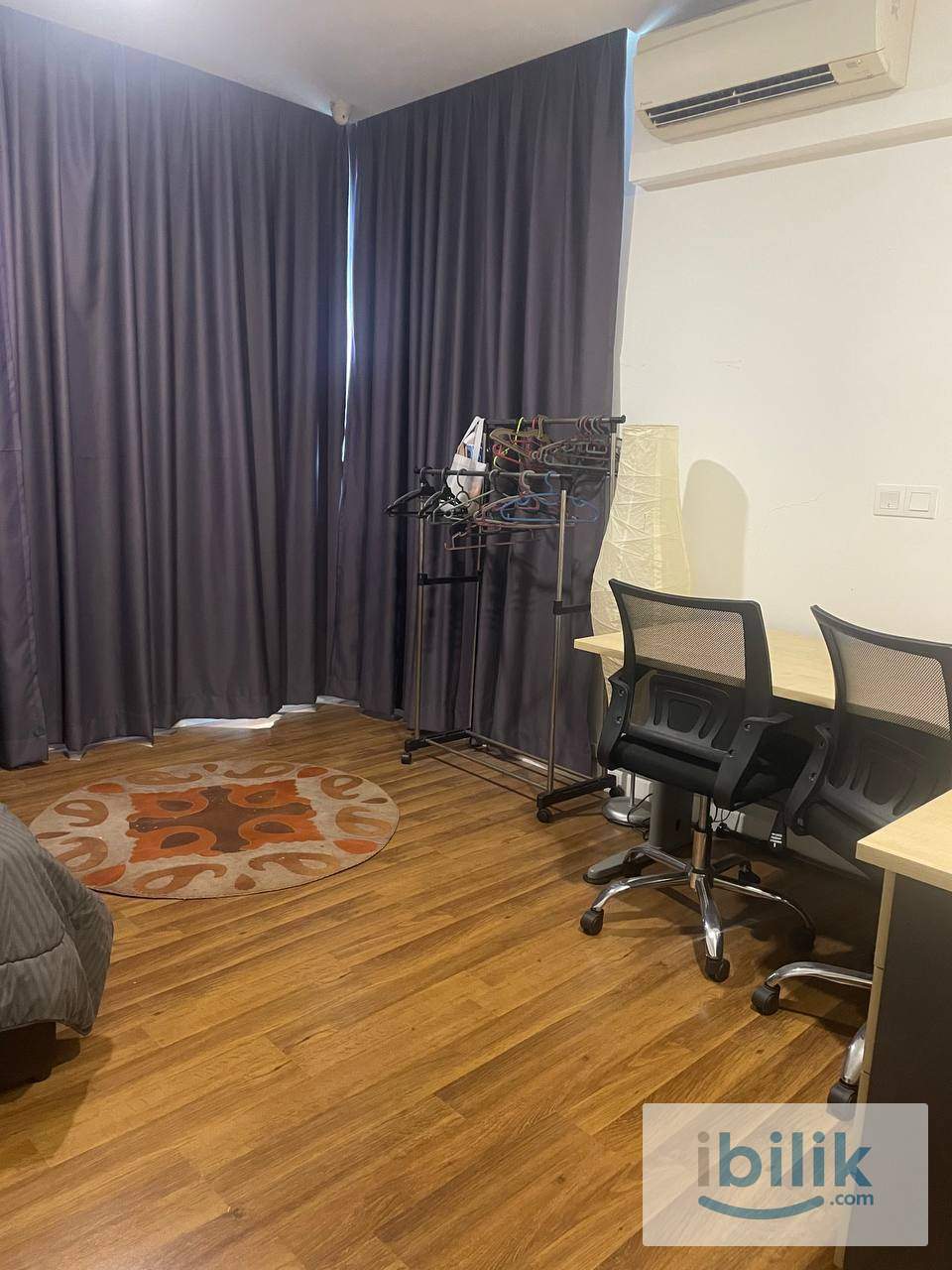 Medium Room with Private Bathroom – Mercu Summer Suites (KLCC) - Image 4