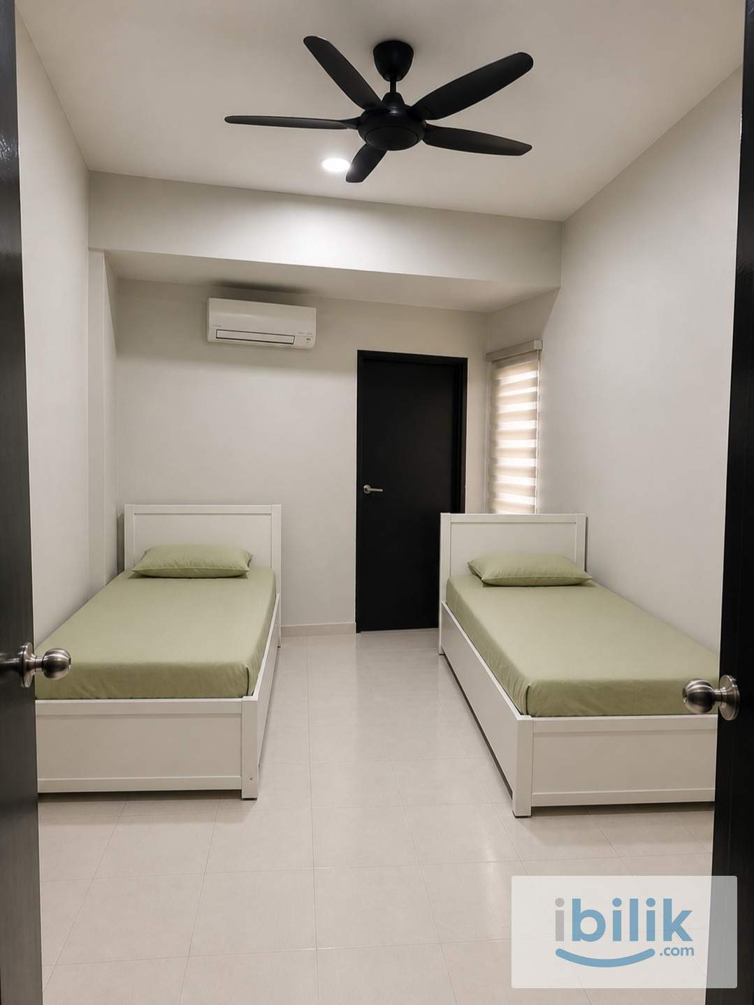 Landed Mini Surau (Rare) Bilik Sewa Wanita Muslimah Setia Alam - Image 1