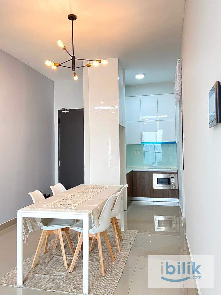 🏡 Medium Room Near MRT Maluri 🚇 Lavile Residence | Fully Furnished | Walk to MRT & Velocity - Image 3