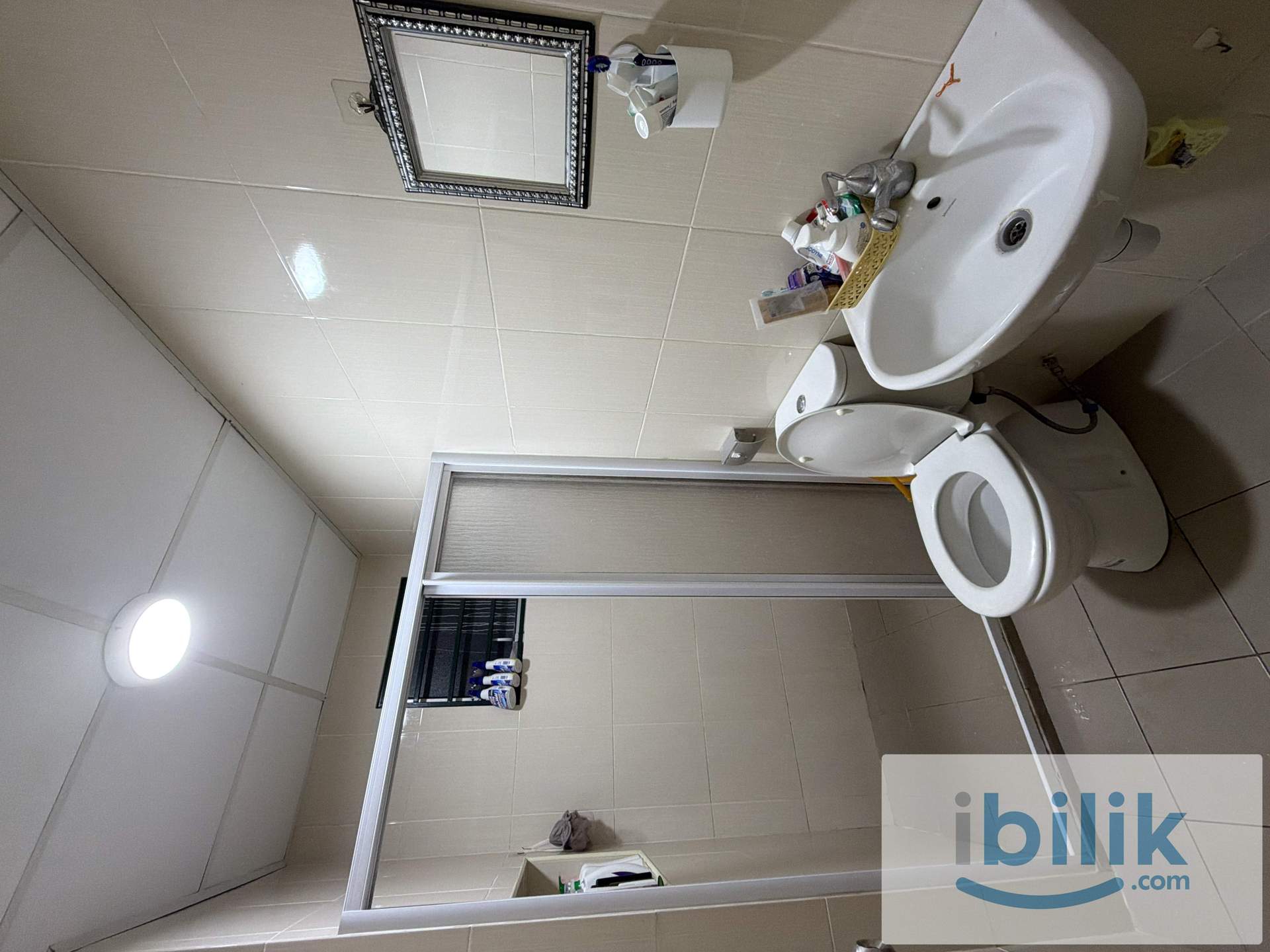 🚆 Easy Access to LRT | Fully Furnished Room for Rent! - Image 2