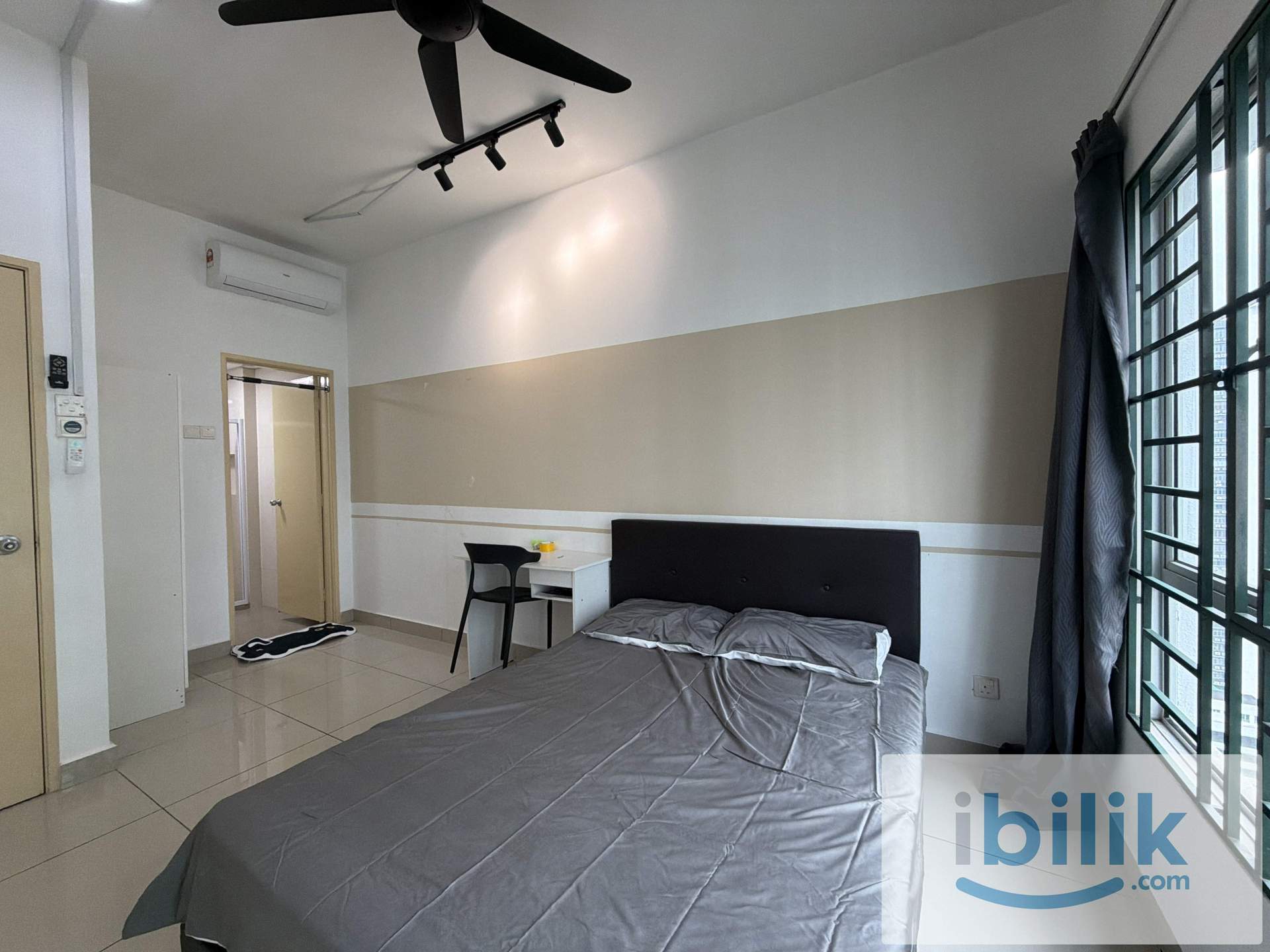 🚆 Easy Access to LRT | Master Room Private Bathroom for Rent! - Image 1