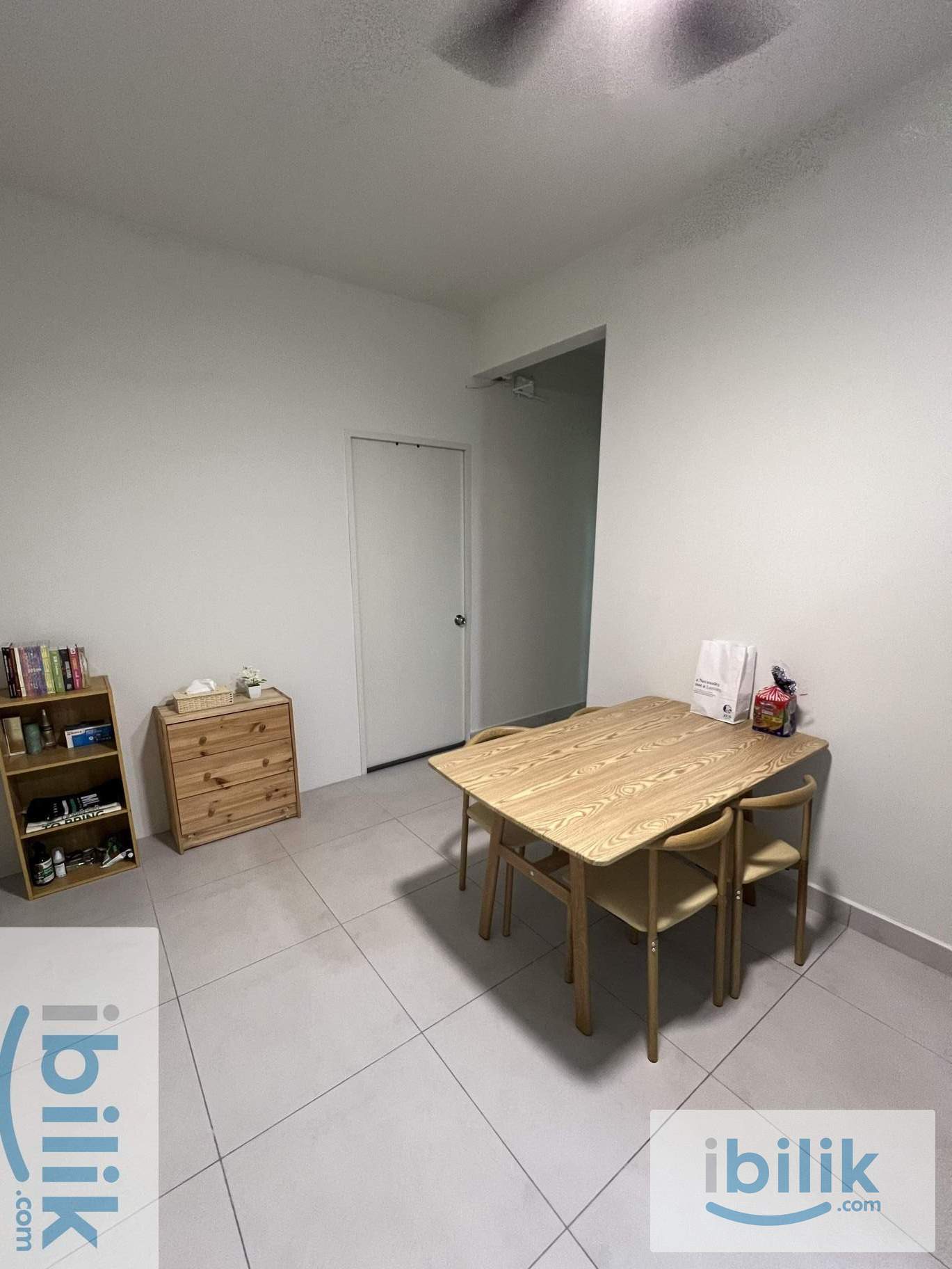 🚆 5 Mins Walk to MRT Taman Connaught | Fully Furnished Room for Rent! - Image 4
