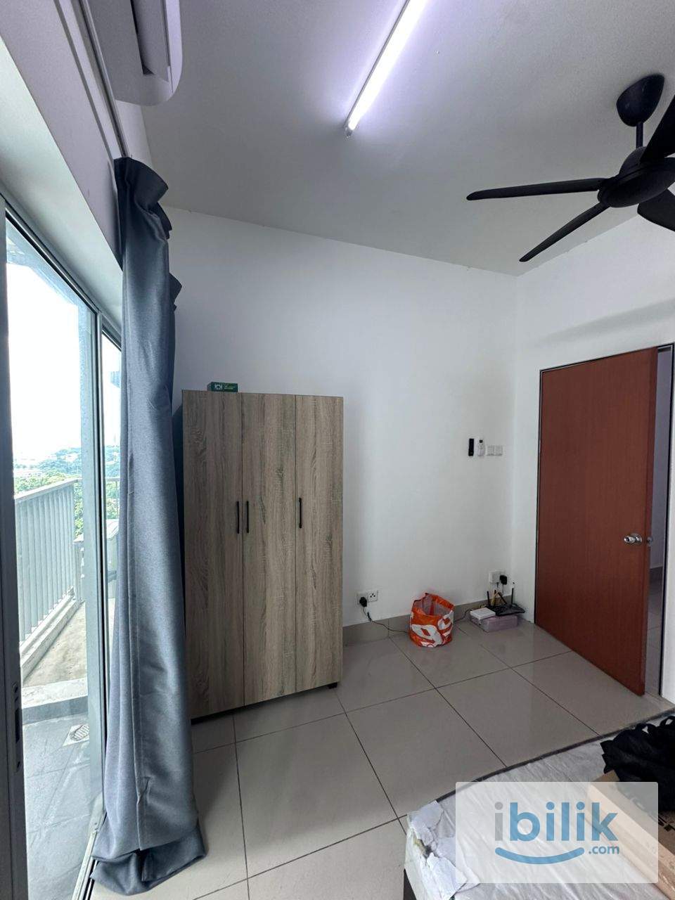 🚆 5 Mins Walk to Salak Selatan LRT | Fully Furnished Medium Room - Image 2