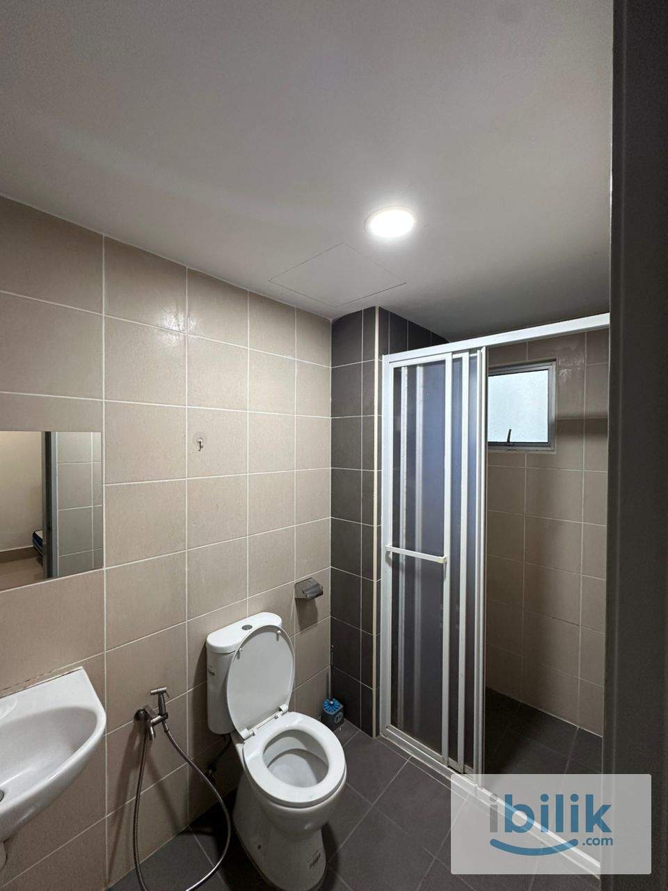 Middle Room 5min walk to LRT Salak Selatan @ Razak City Residence KL - Image 3