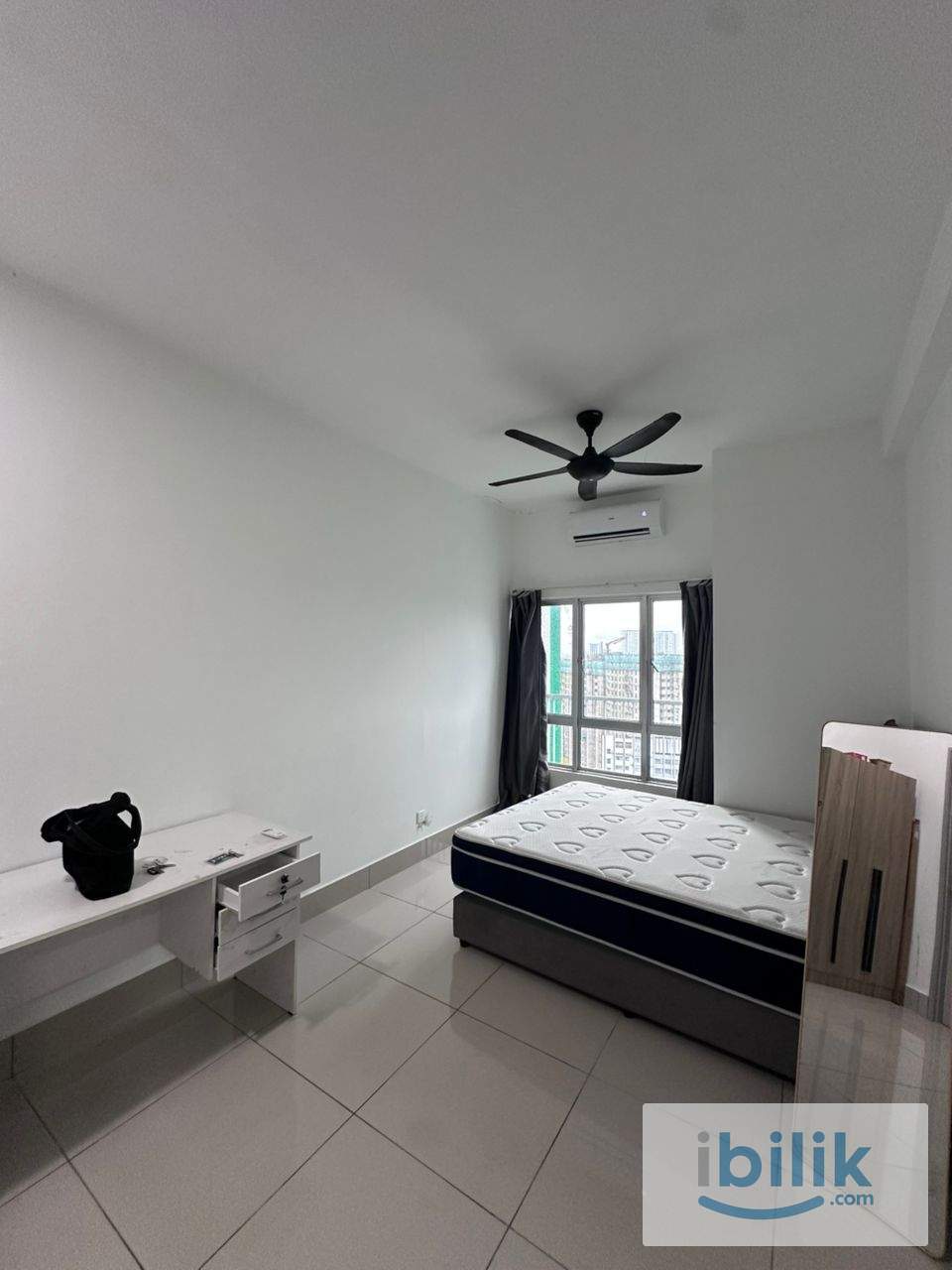 Master Room For Rent | 5min walk to LRT Salak Selatan | WiFi Included - Image 2