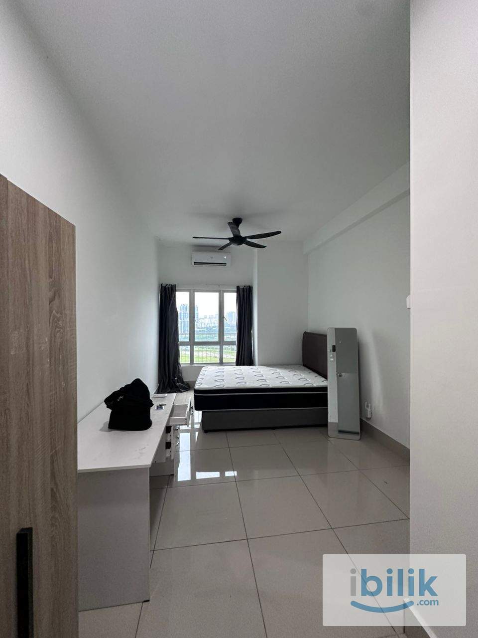 Master Room For Rent | 5min walk to LRT Salak Selatan | WiFi Included - Image 3