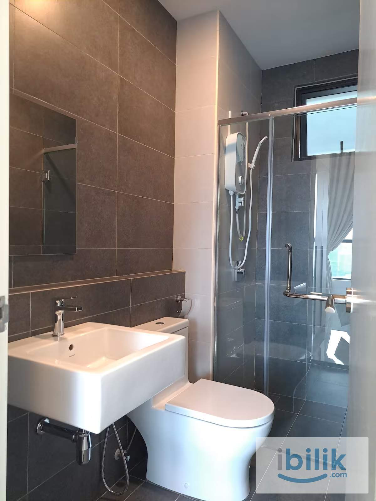 🏡 Medium Room Near Velocity MRT Maluri 🚇 Lavile Residence | Fully Furnished - Image 2