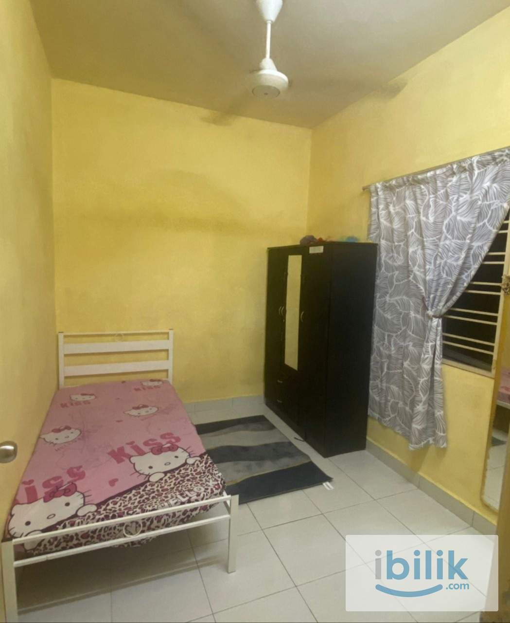 Middle room - Image 1
