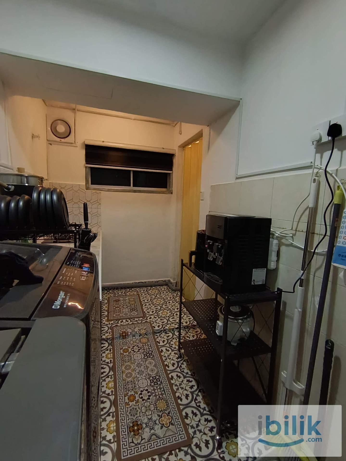 Roomstay Kelisa Ria (Spacious + Aircond) - Image 5