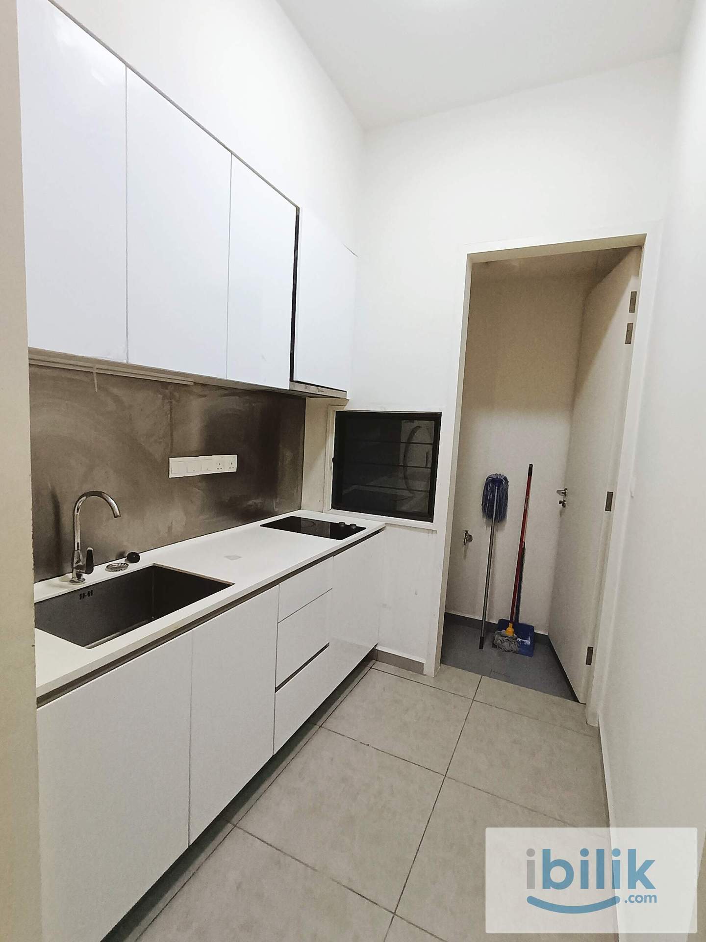 Come On 🫴 RM650 ONLY | Single Room with Window have Nice View | Move In Anytime📍Petalz Residence Old Klang Road  - Image 3