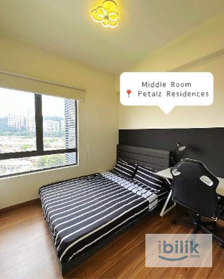 RM800 ONLY | Walkable to Public Transport | Middle Room Move In Ready | Platinum Arena Old Klang Road - Image 1