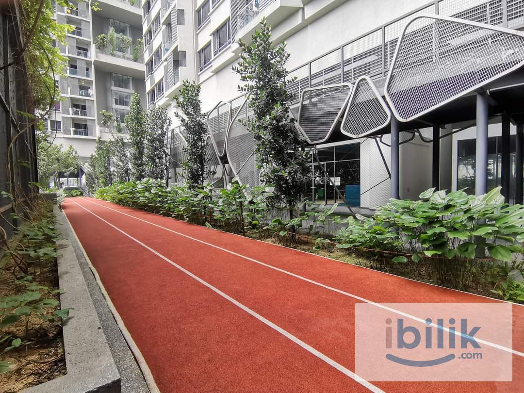 RM750 ONLY | Middle Room with Window Got Nice View | Petalz Residence Old Klang Road - Image 8