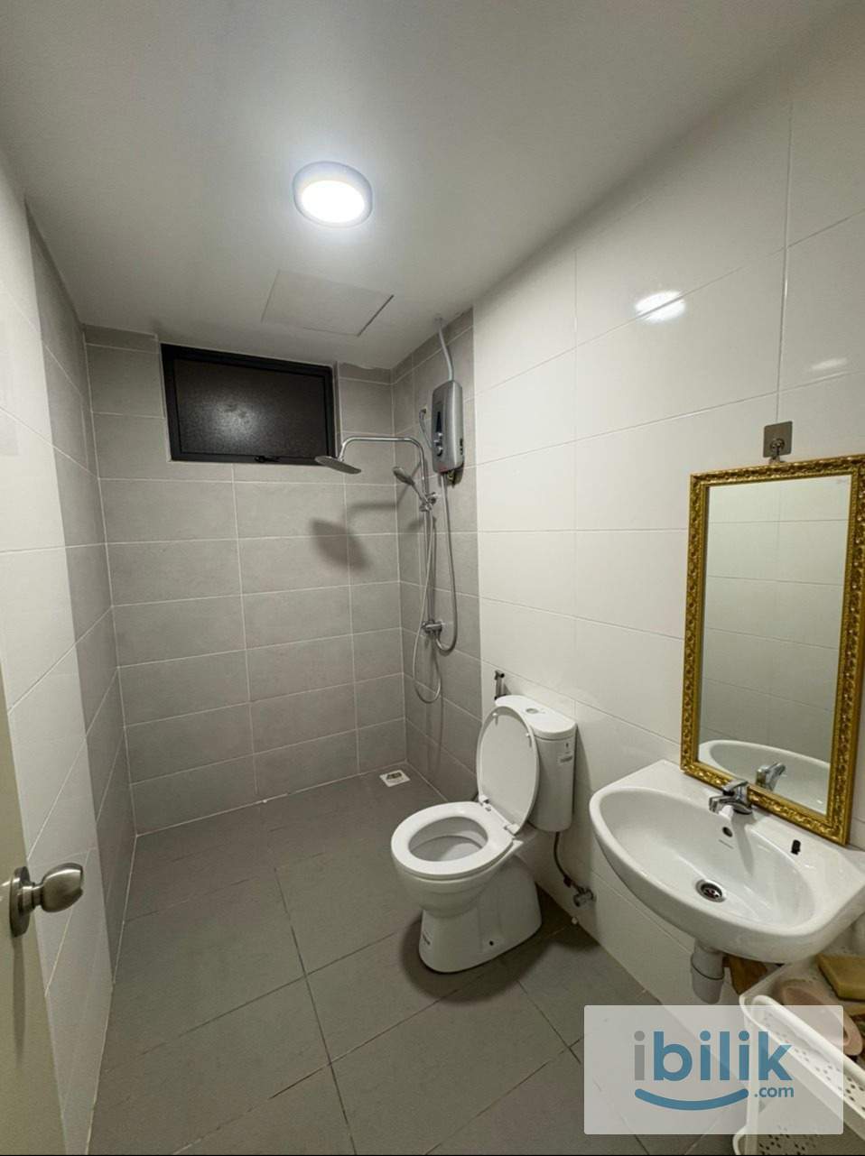 Middle room and small room 2 - Image 4