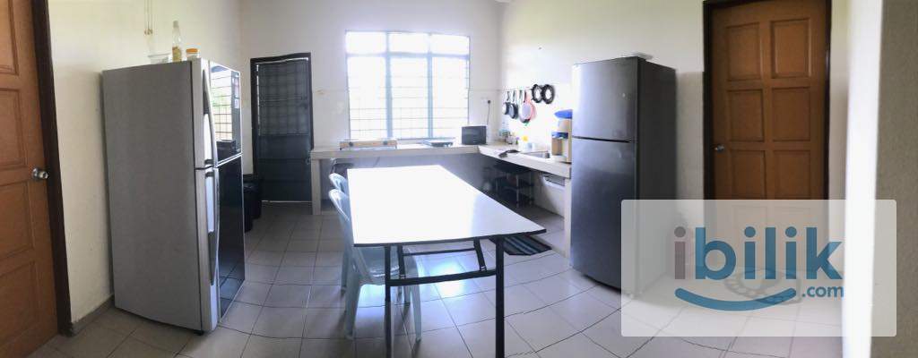 Single Room with private toilet at Jalan TTS 5 Broga, Semenyih - Image 3