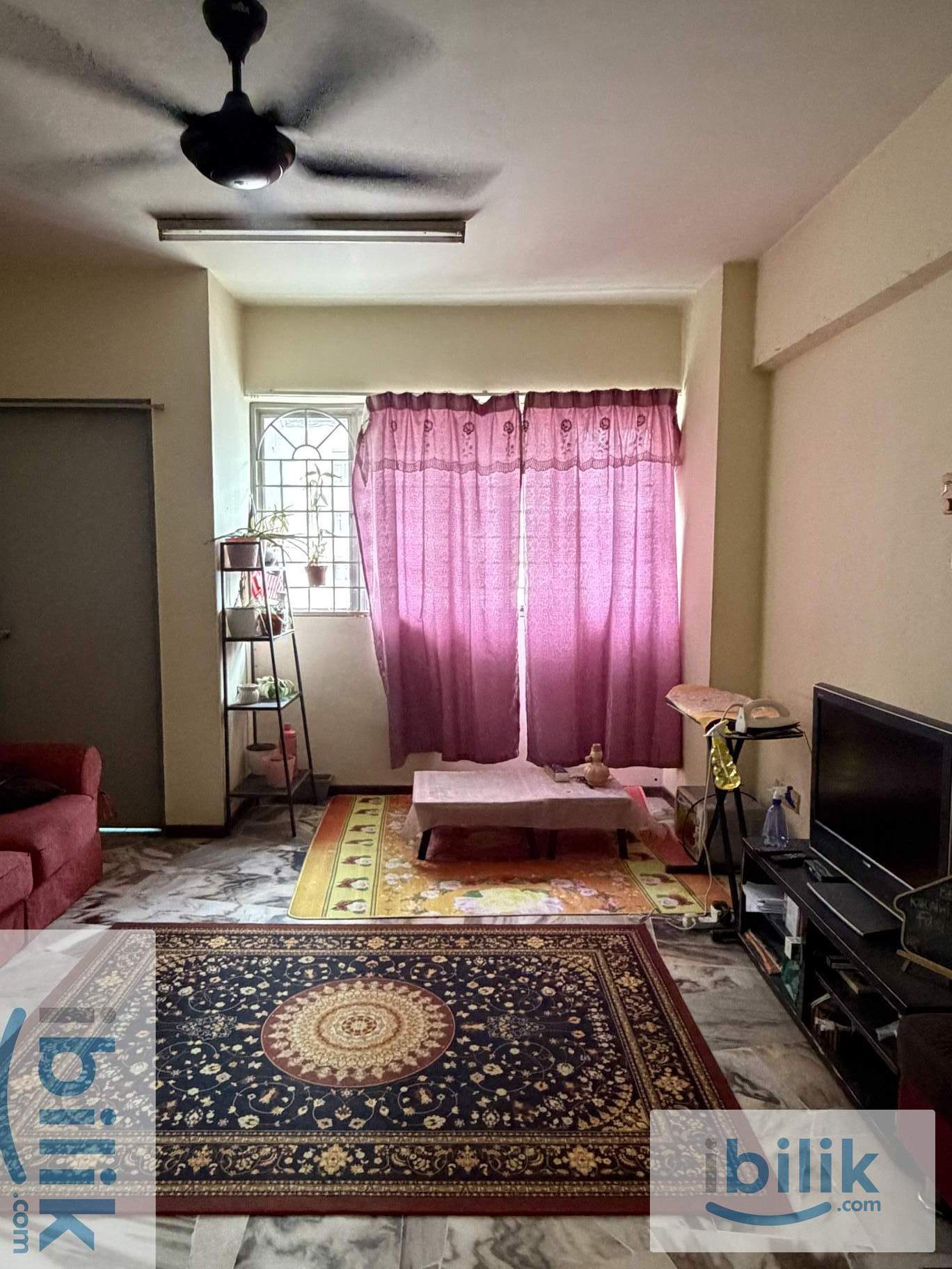 Middle Room Single - Image 2