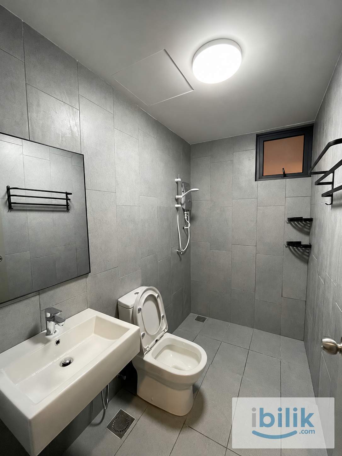 Medium room M Vertica Fully Furnished - Image 3