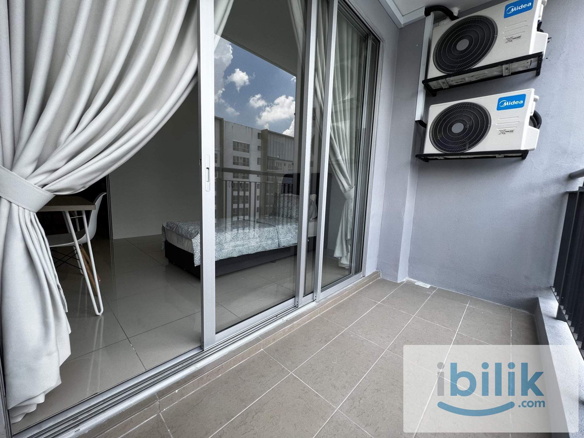 Cozy Room Near KL Golden Triangle | Pool & Gym - Image 3