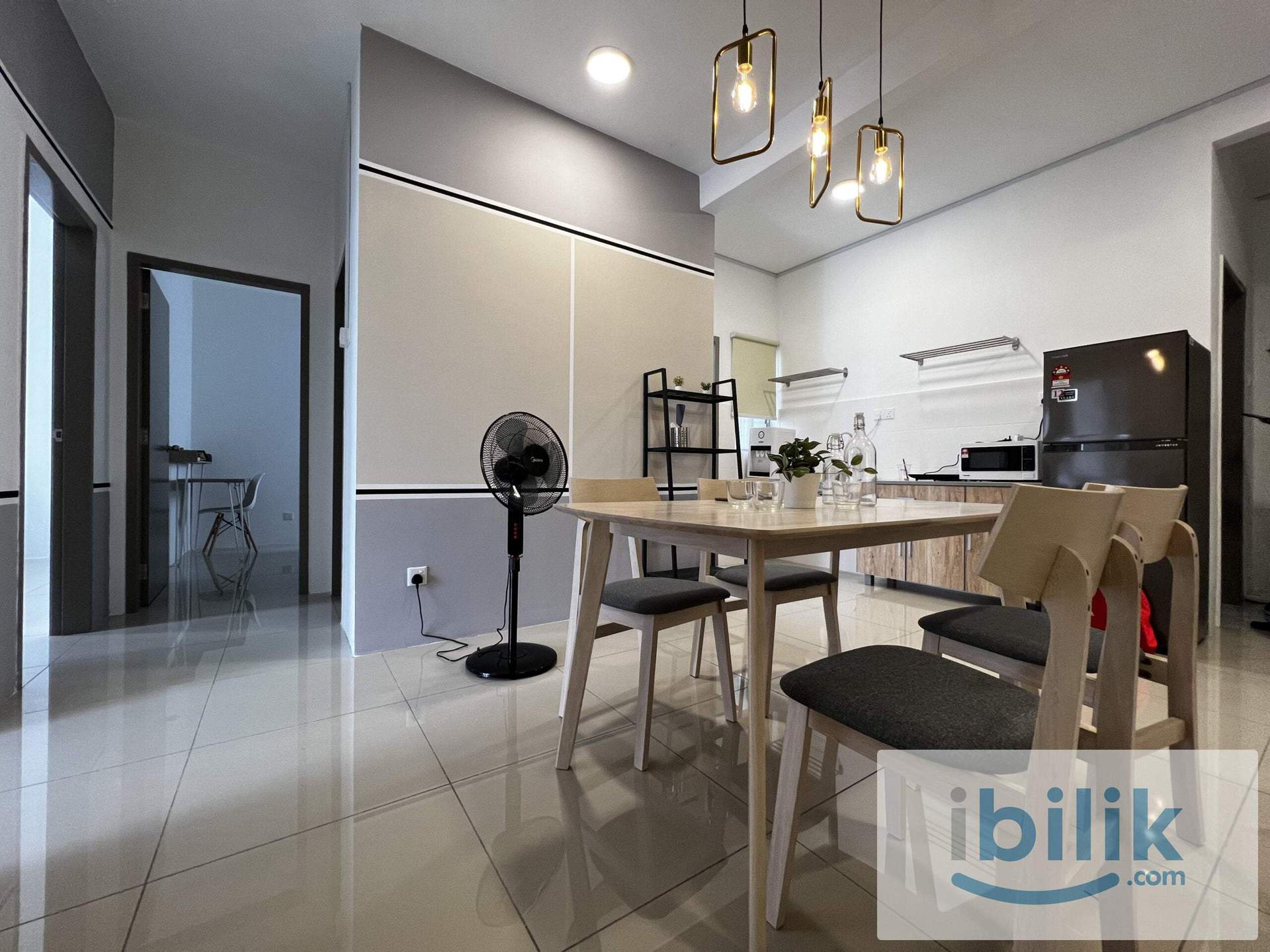 Cozy Room Near KL Golden Triangle | Pool & Gym - Image 10