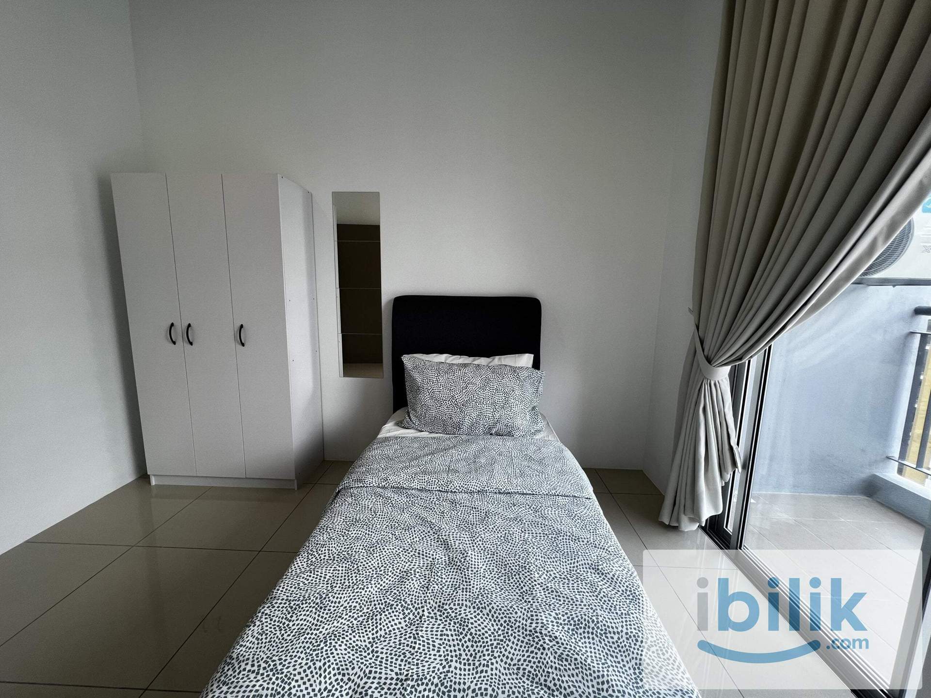 Cozy Room Near KL Golden Triangle | Pool & Gym - Image 7