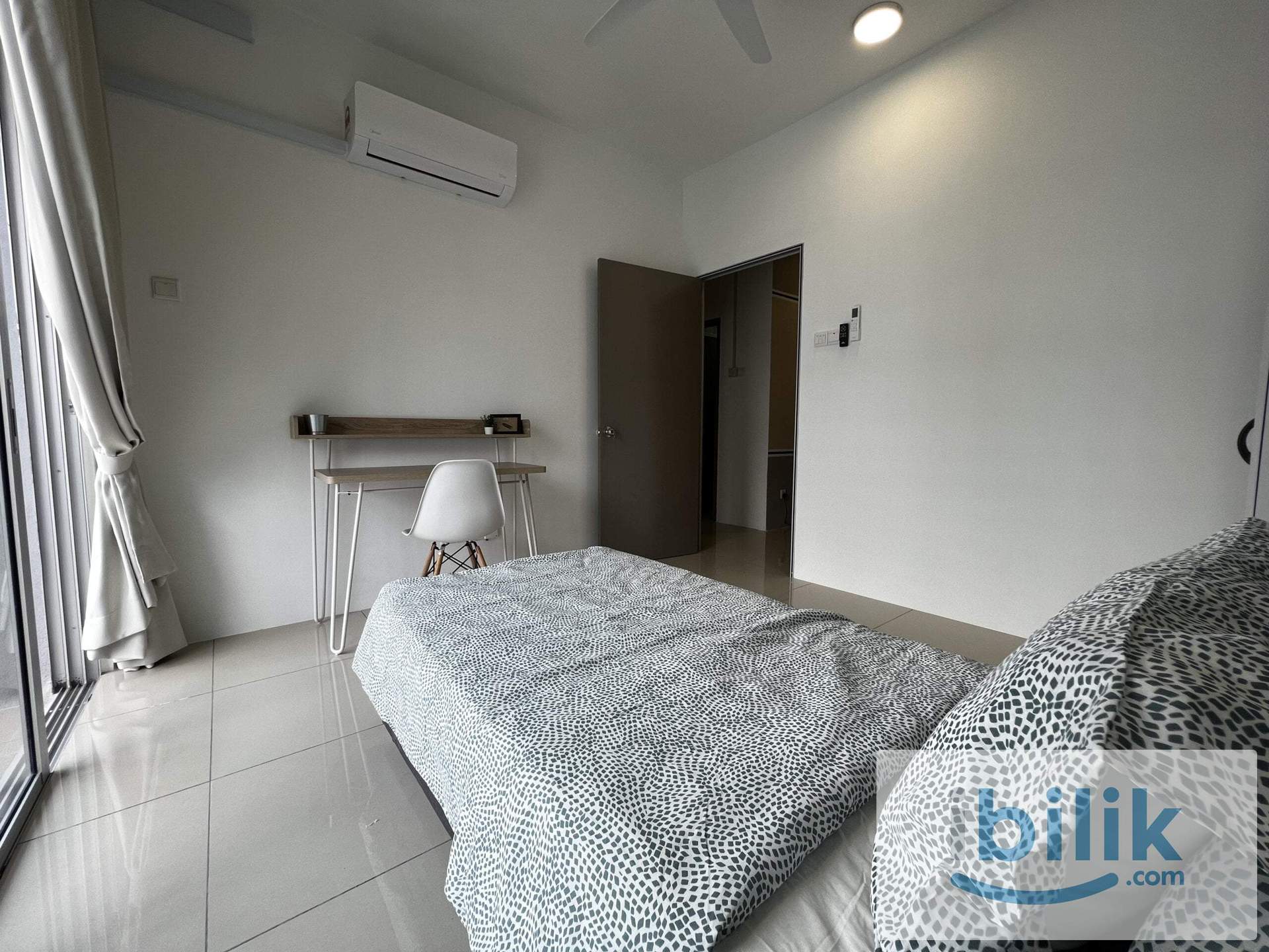 Cozy Room Near KL Golden Triangle | Pool & Gym - Image 6