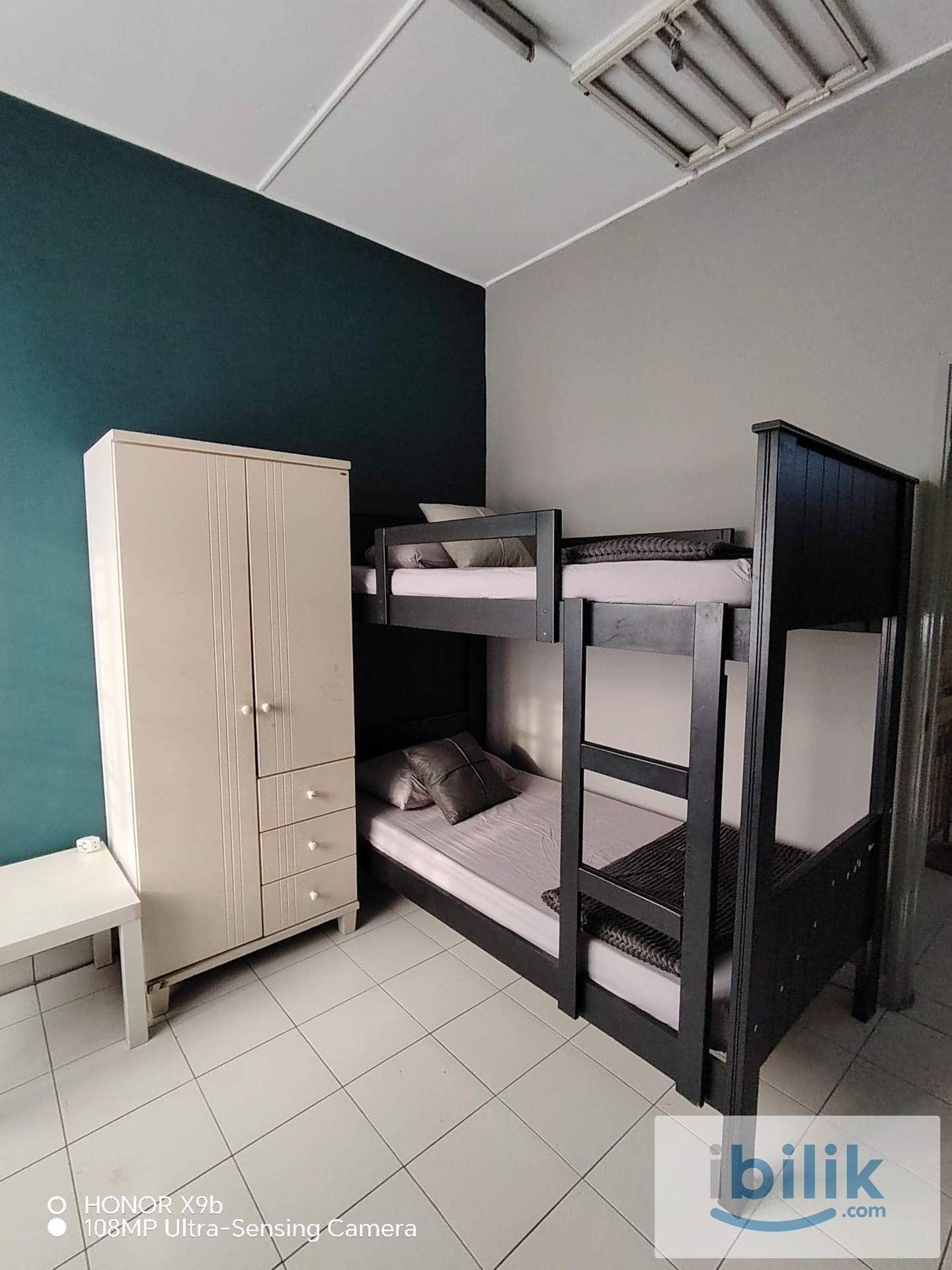 Room 3 - Image 1