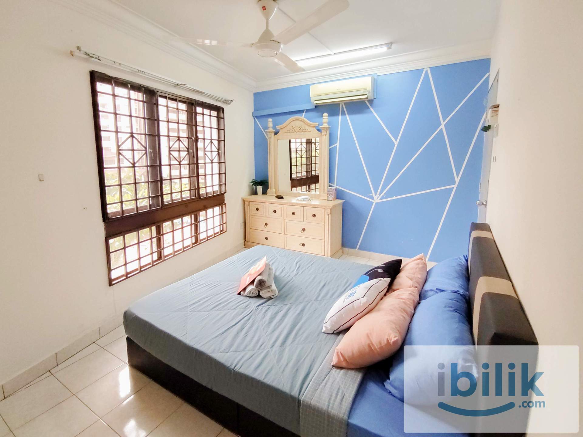 Queen Bed Medium Room with Window & A/C (Partition) - Image 1
