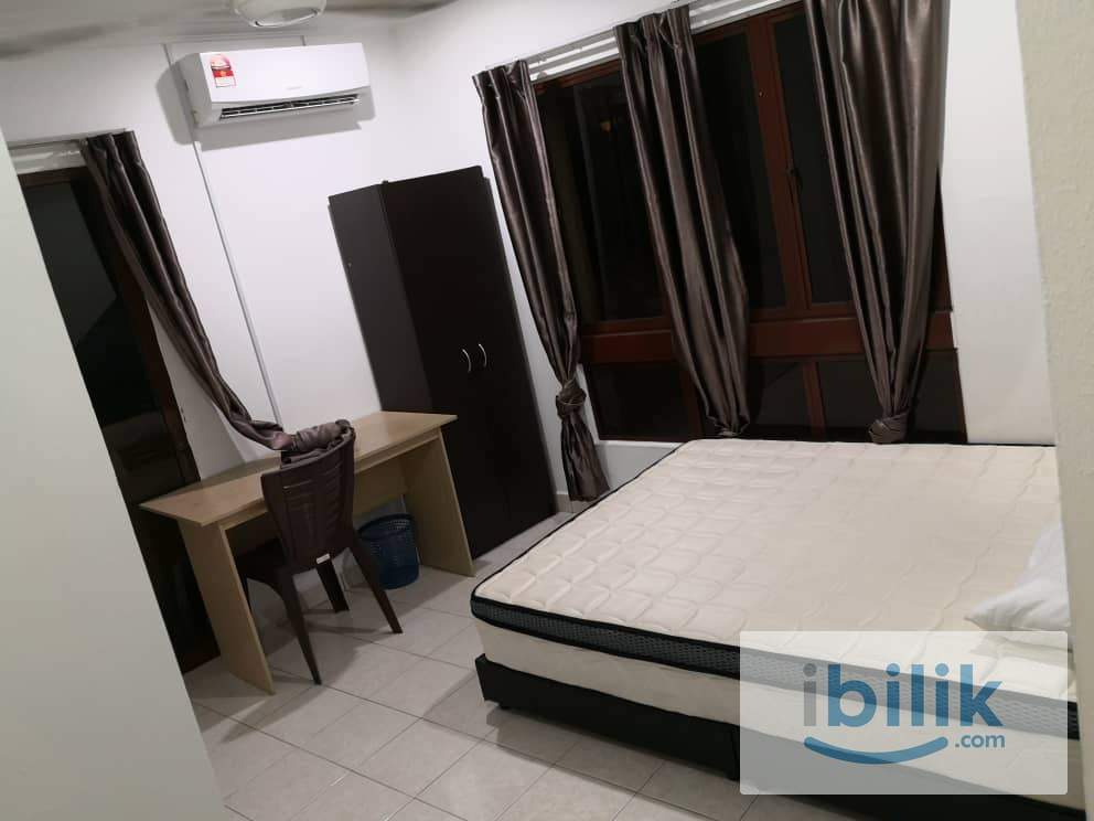 Queen Bed Medium Room with AC & Window (Partition) - Image 1
