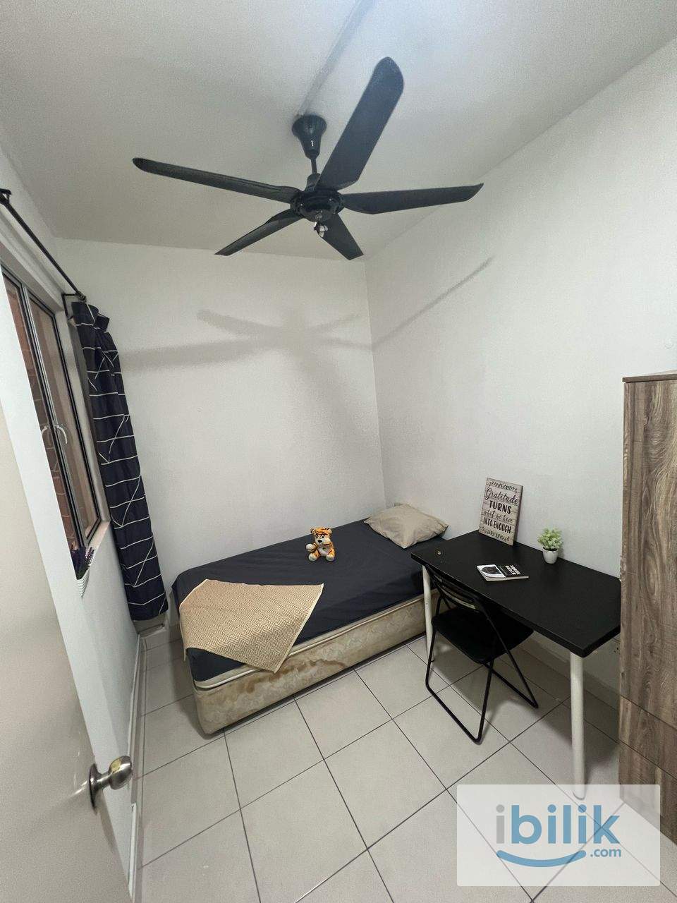 MEDIUM  - Image 2